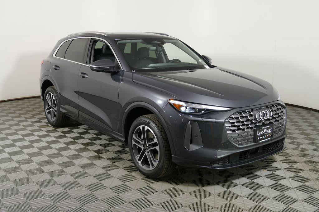 2026 Audi Q5 Premium Plus quattro's photo