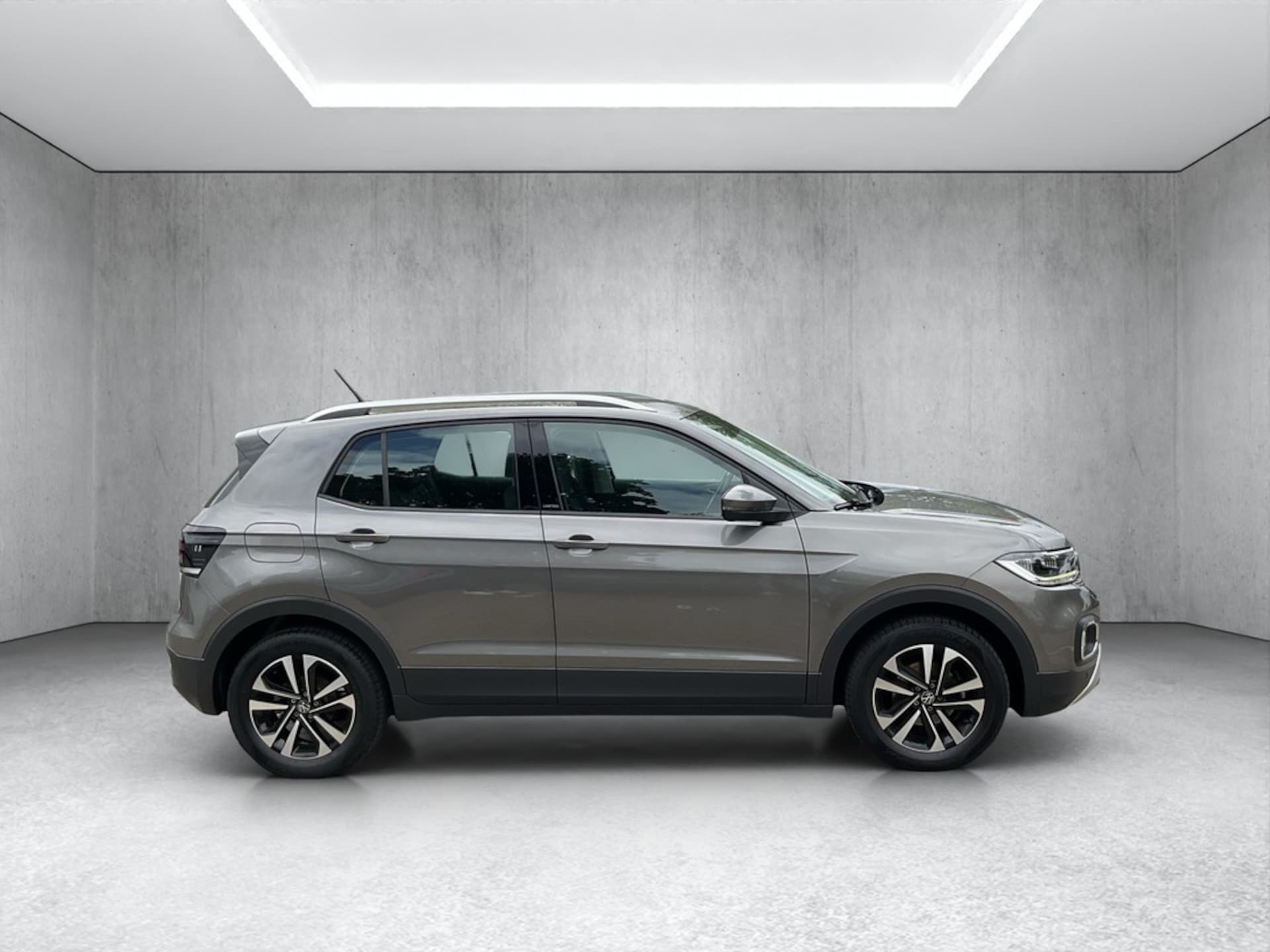 Volkswagen T-Cross United