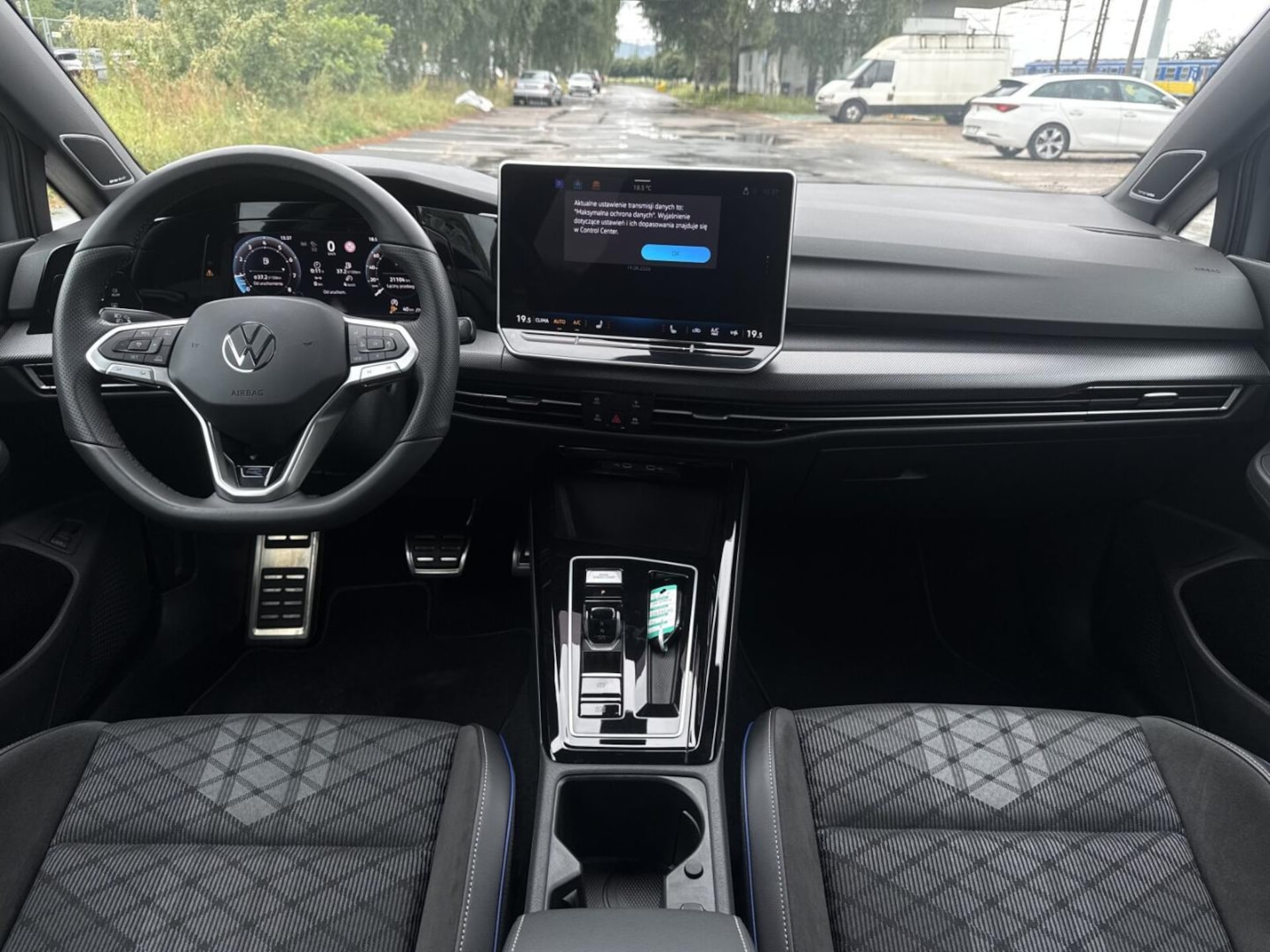 Volkswagen Golf Variant R-Line