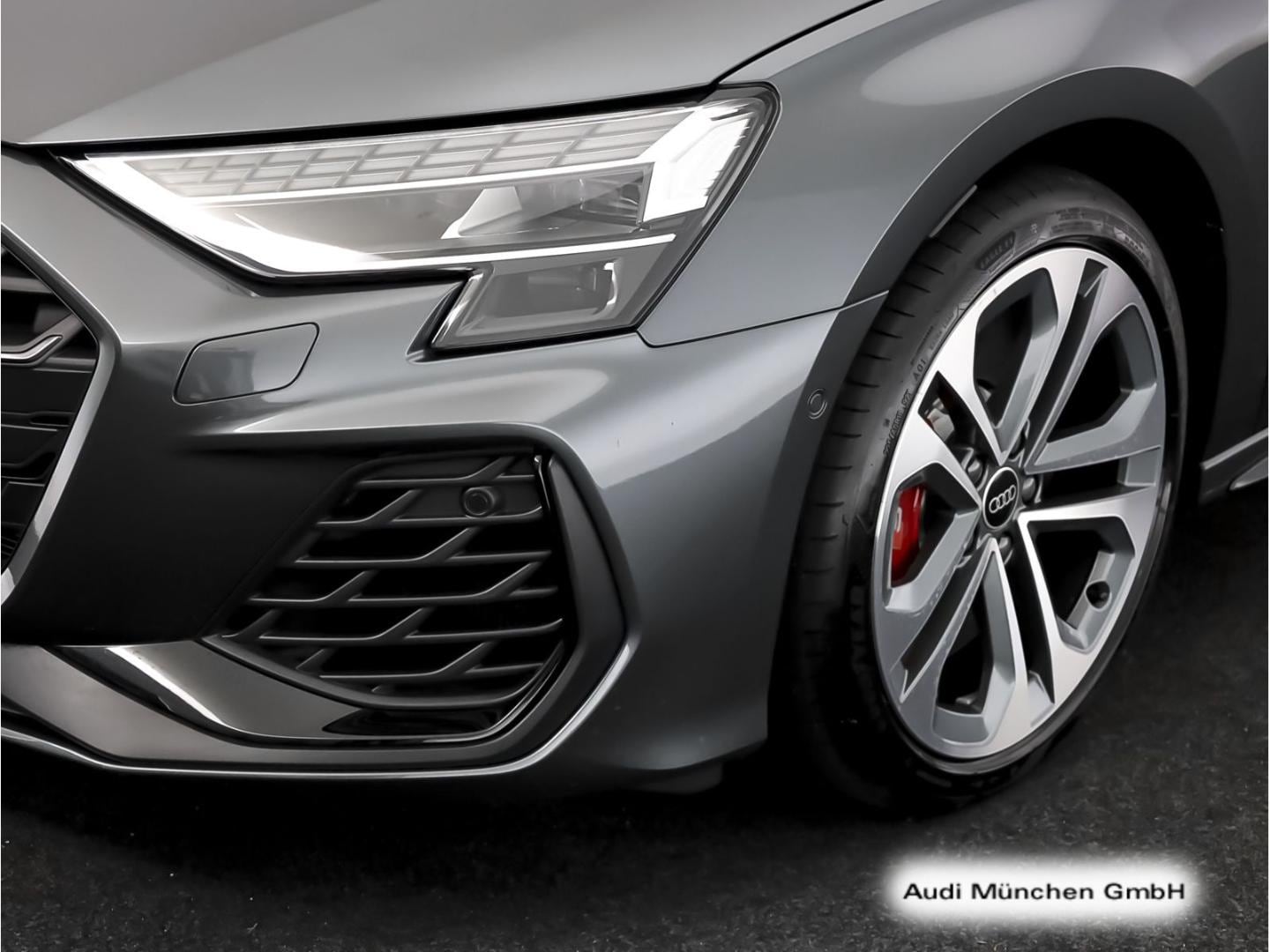 Bild über Audi S3 Sportback TFSI quattro S tronic - für weitere Informationen kontaktieren Sie den Audi Partner