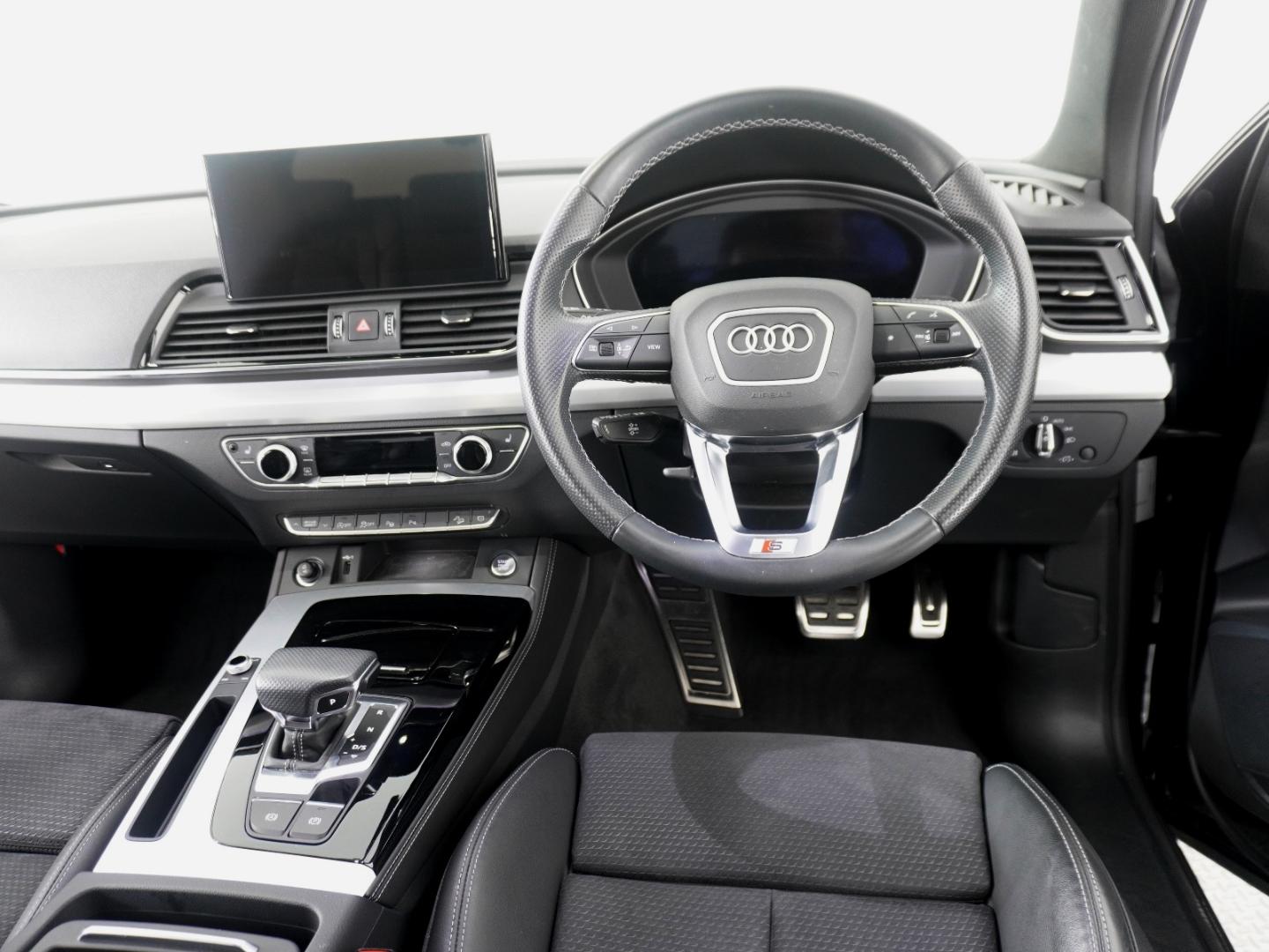 Image about Audi Q5 40 TDI quattro S line 