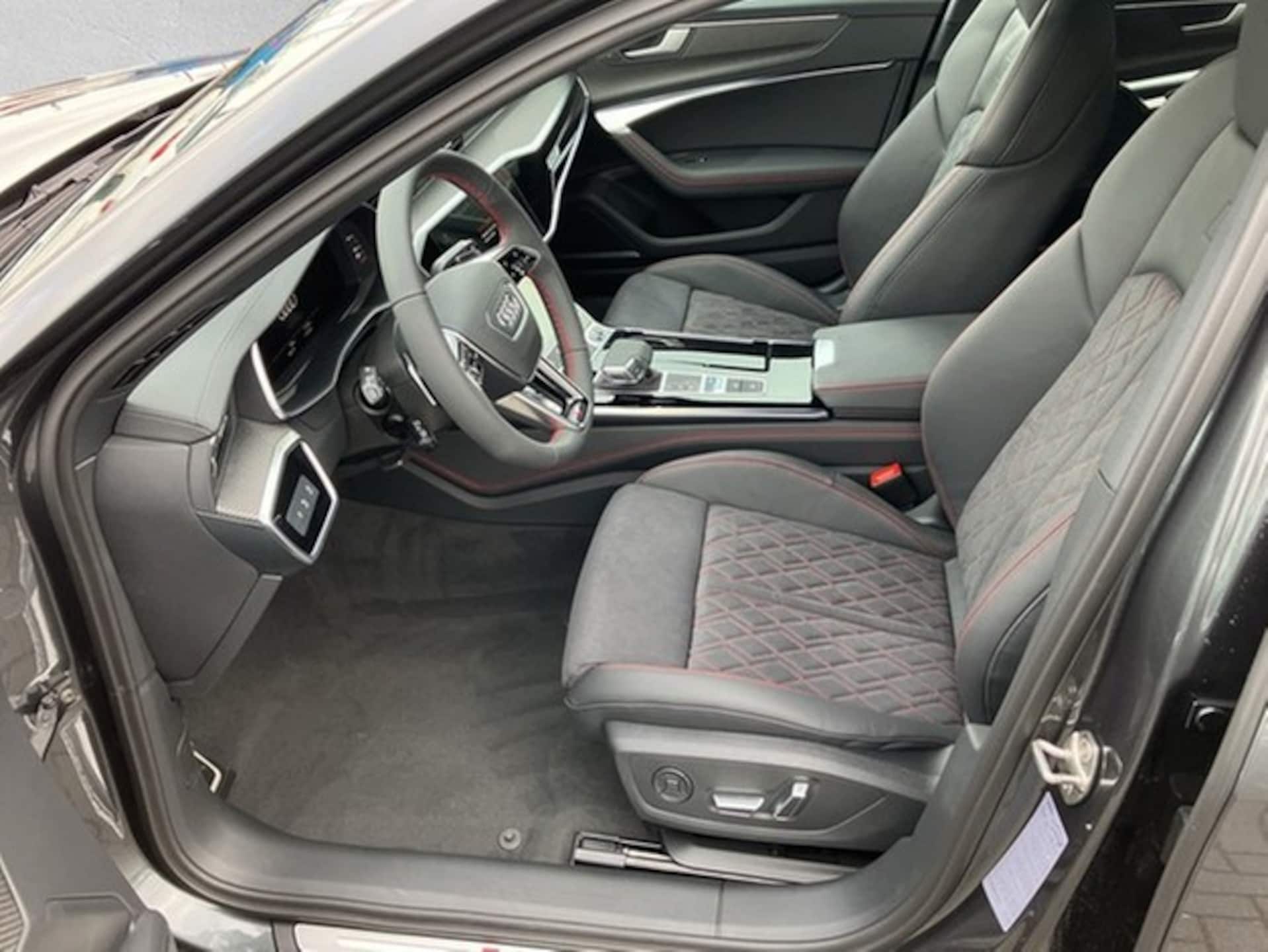 Audi S6 Avant