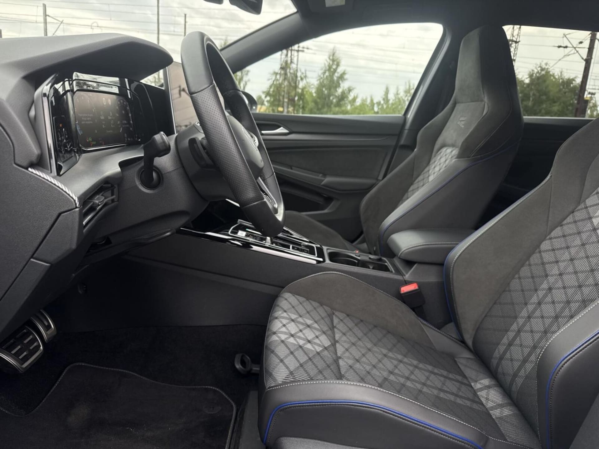 Volkswagen Golf Variant R-Line