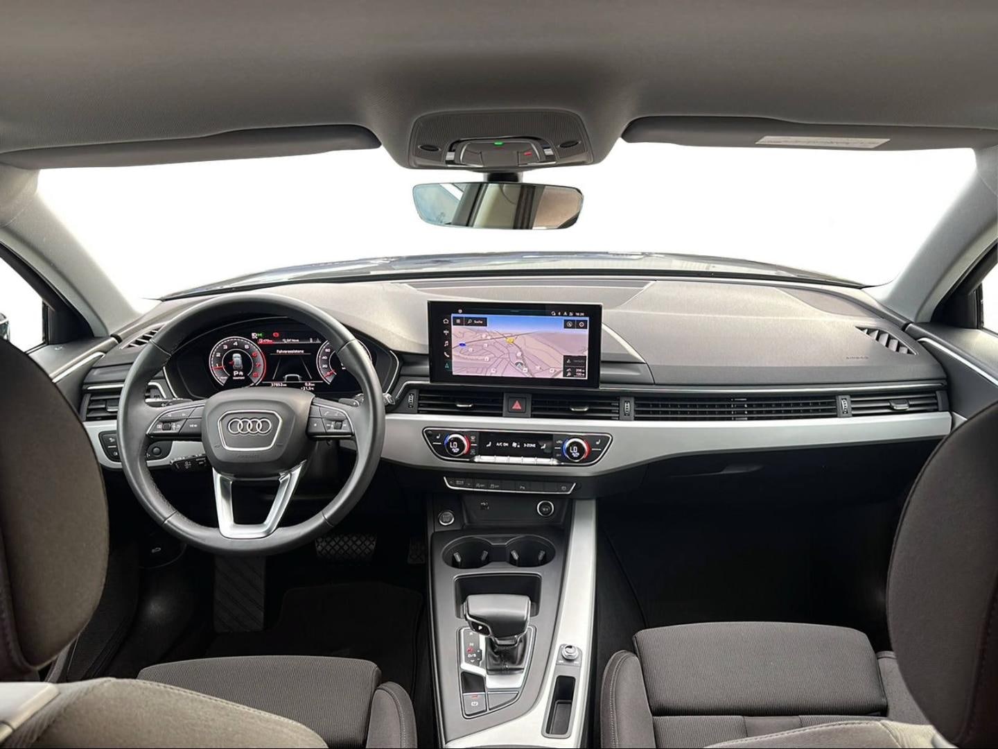 Bild über Audi A4 Avant S line 40 TFSI S tronic - für weitere Informationen kontaktieren Sie den Audi Partner