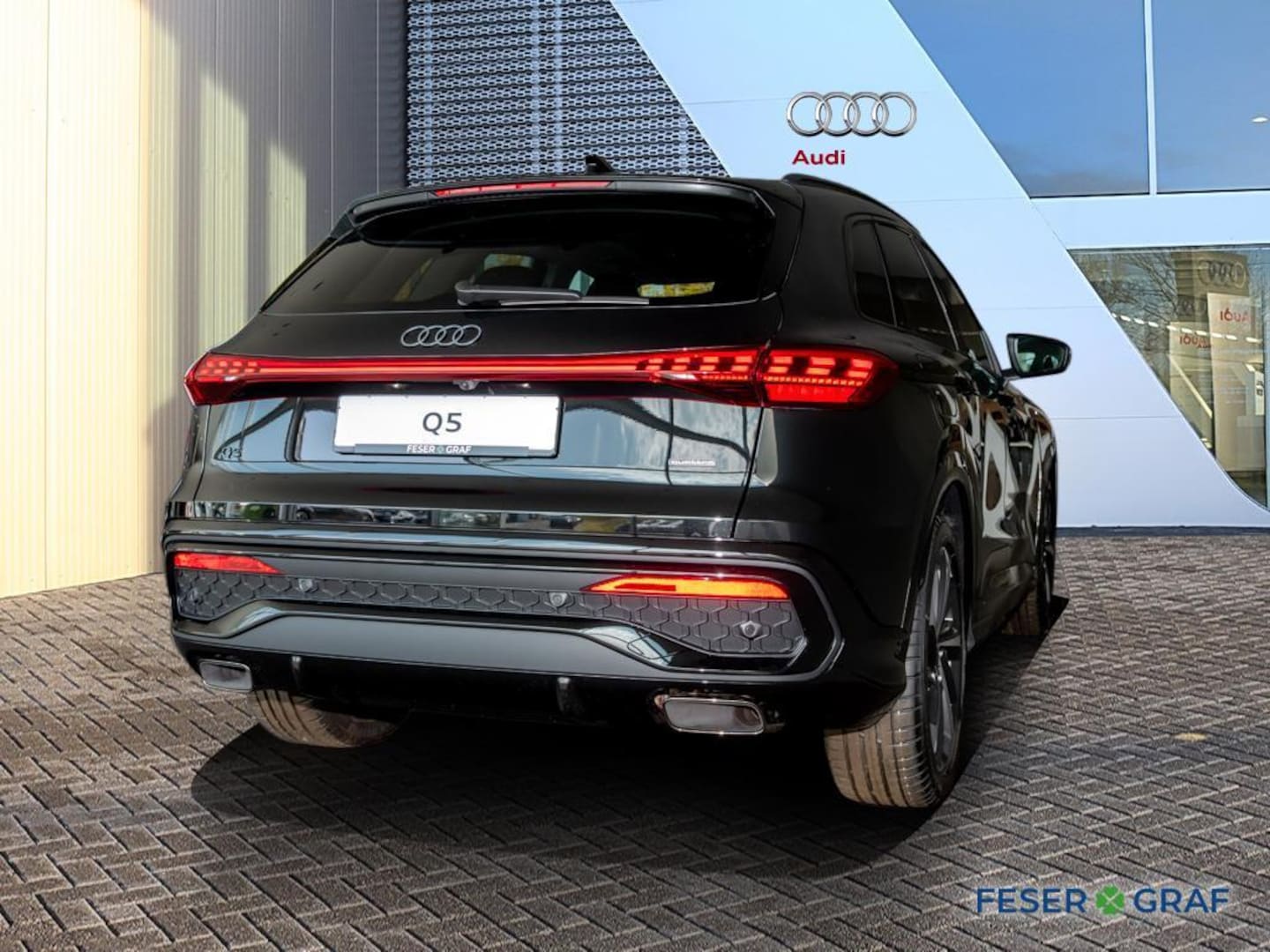 Bild über Audi Q5 SUV e-hybrid e-hybrid quattro 220 kW S tronic - für weitere Informationen kontaktieren Sie den Audi Partner