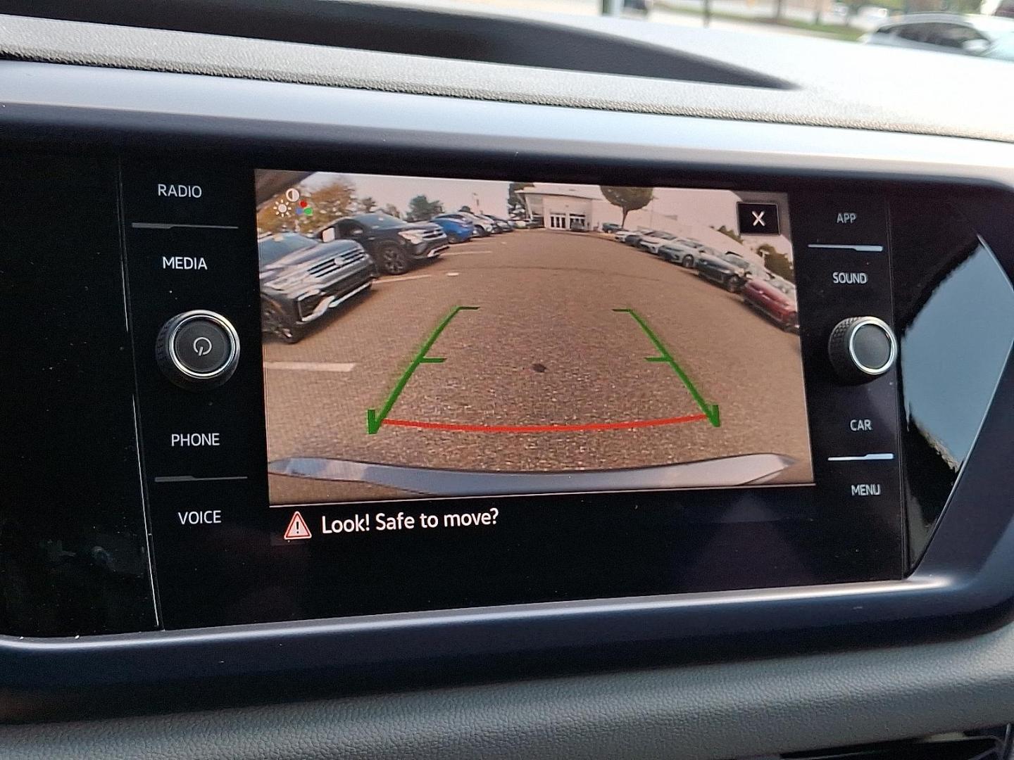 2022 Volkswagen Taos SE - Photo 17