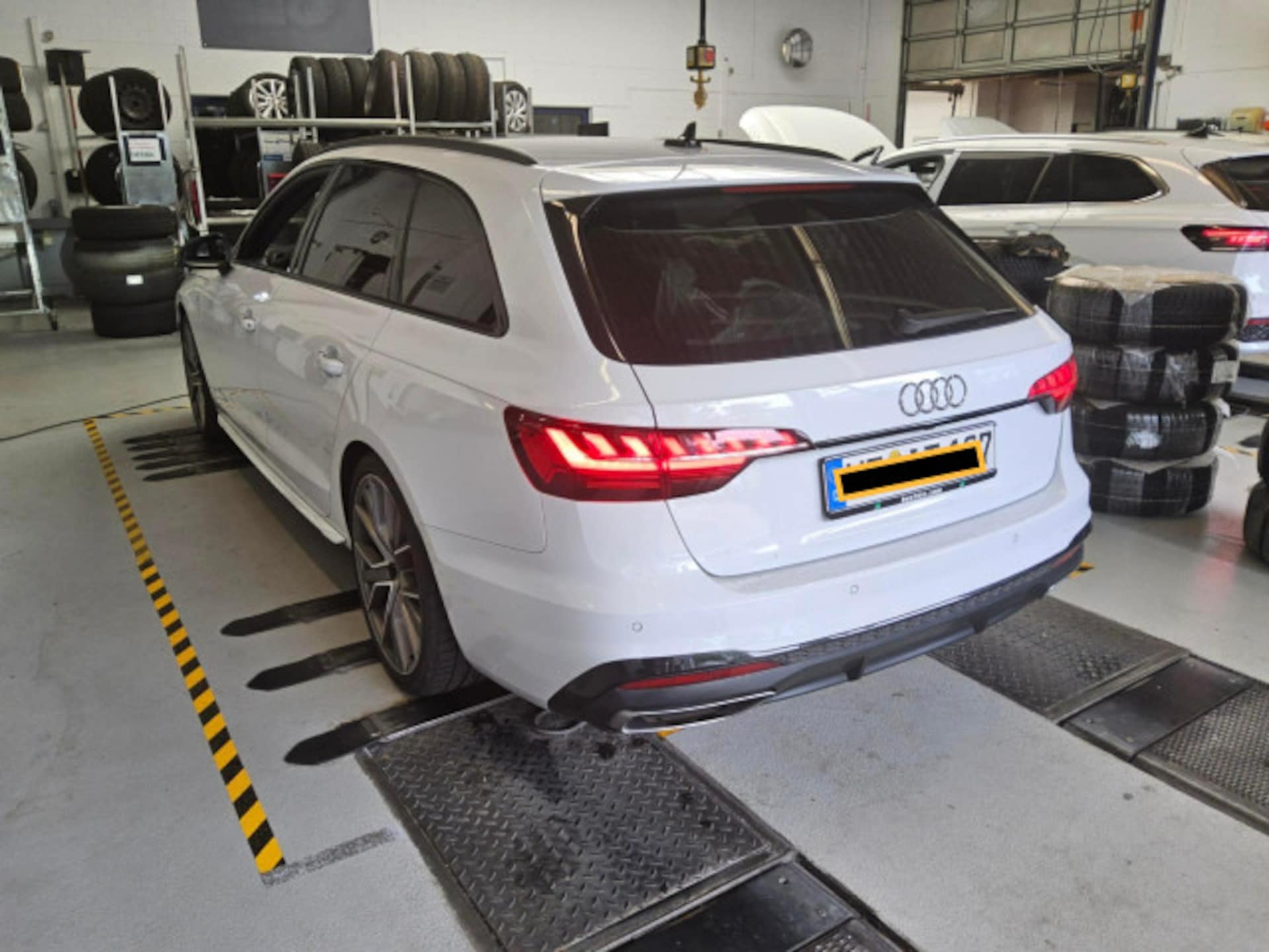 Audi A4 Avant S line