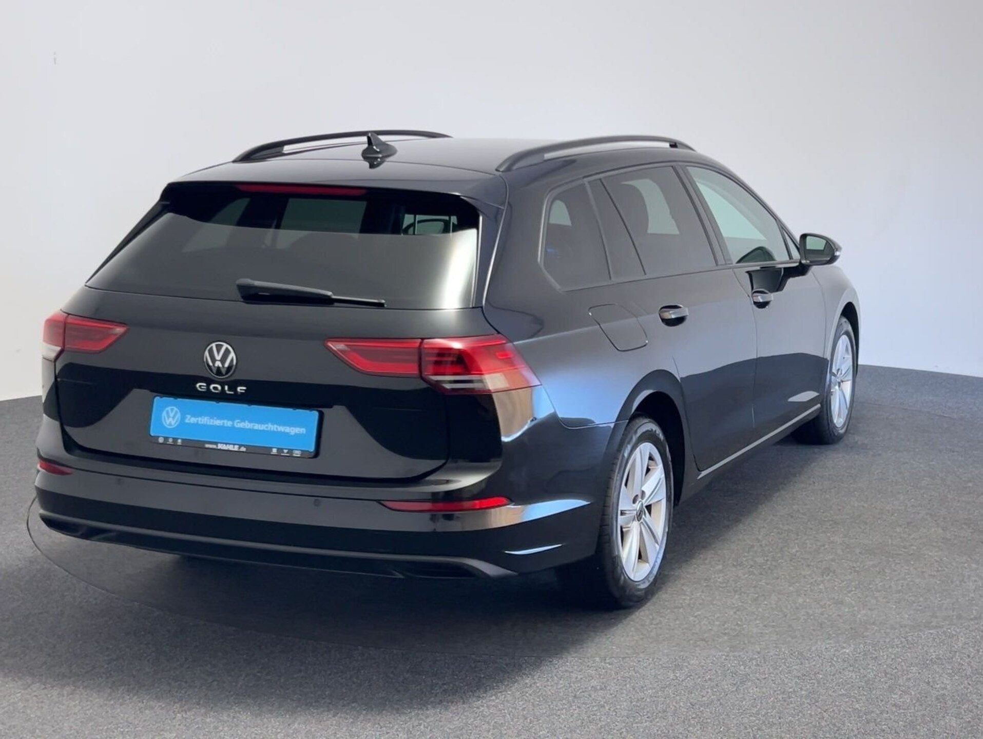 Volkswagen Golf Variant Life