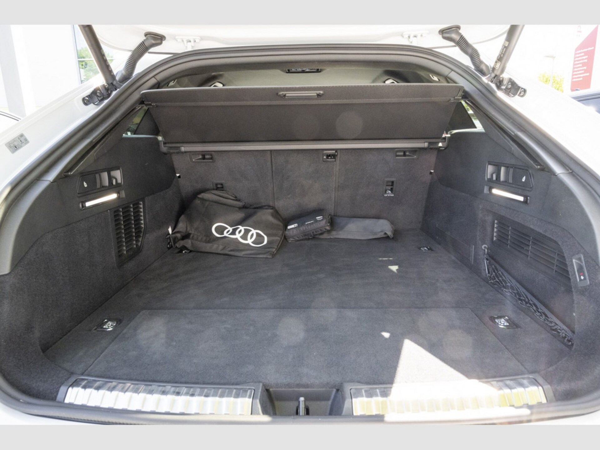 Audi A6 Avant e-hybrid