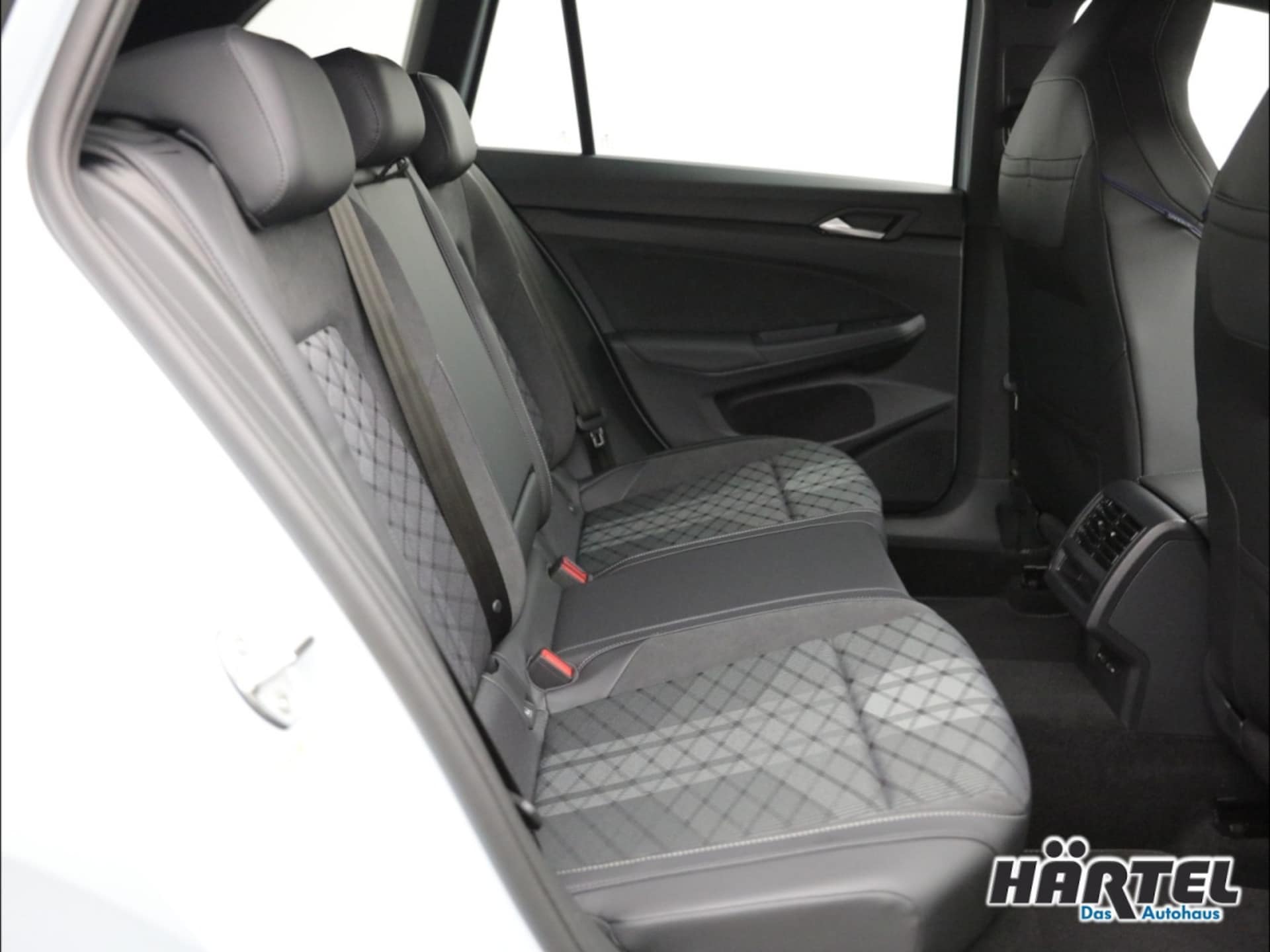 Volkswagen Golf Variant R-Line