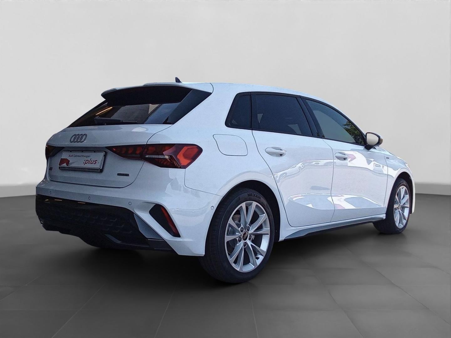 Bild über Audi A3 Sportback TFSI quattro S tronic - für weitere Informationen kontaktieren Sie den Audi Partner