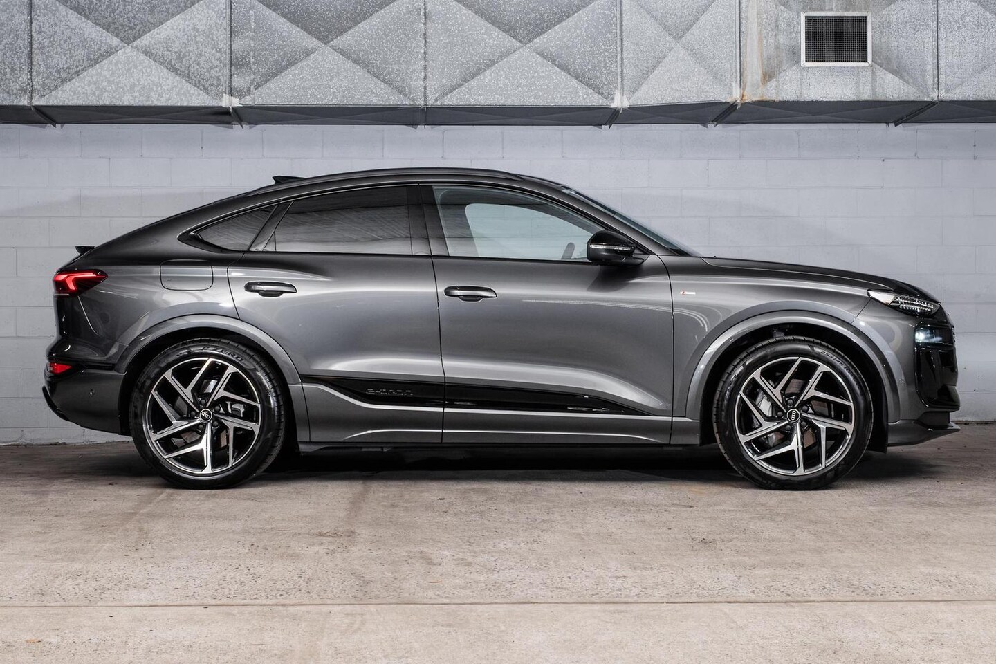Image about Audi Q6 Sportback e-tron e-tron quattro