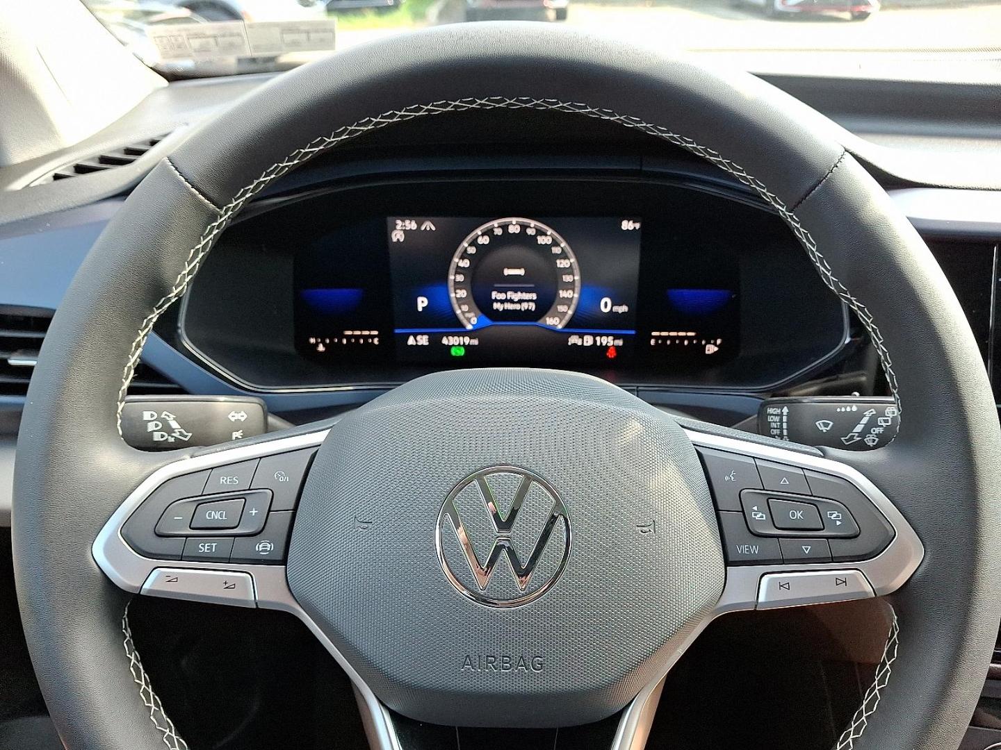 2022 Volkswagen Taos SE - Photo 18