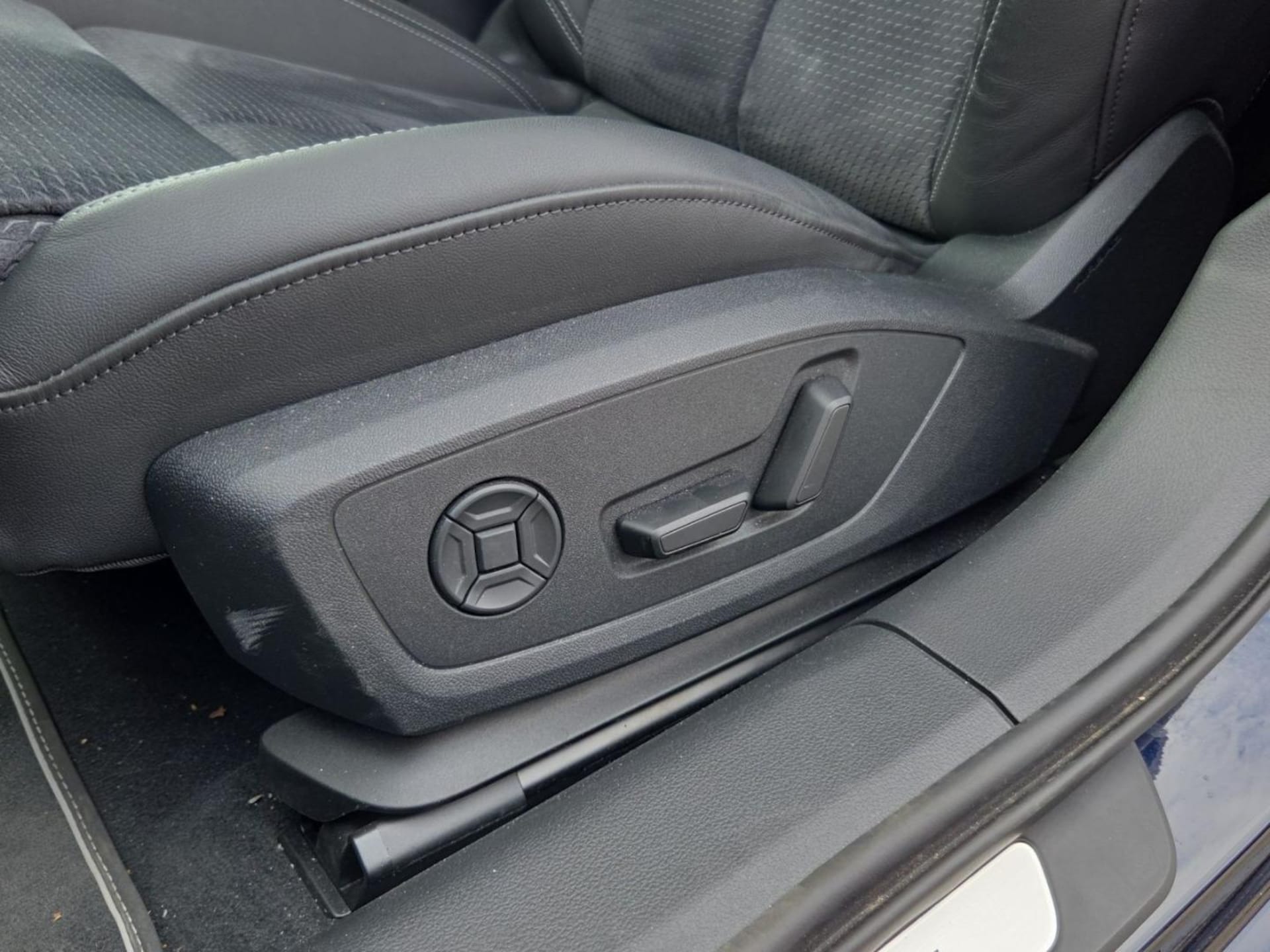 Audi S6 Limousine