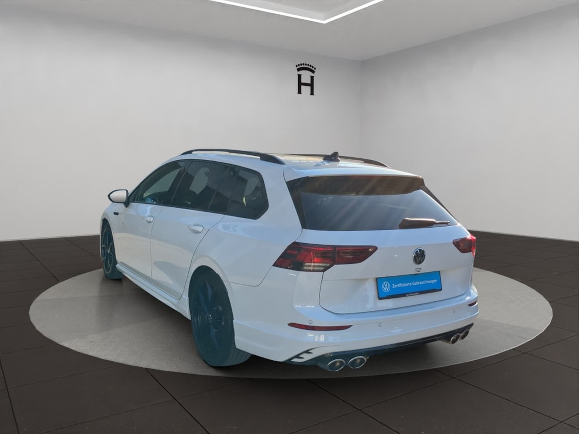 Volkswagen Golf Variant R