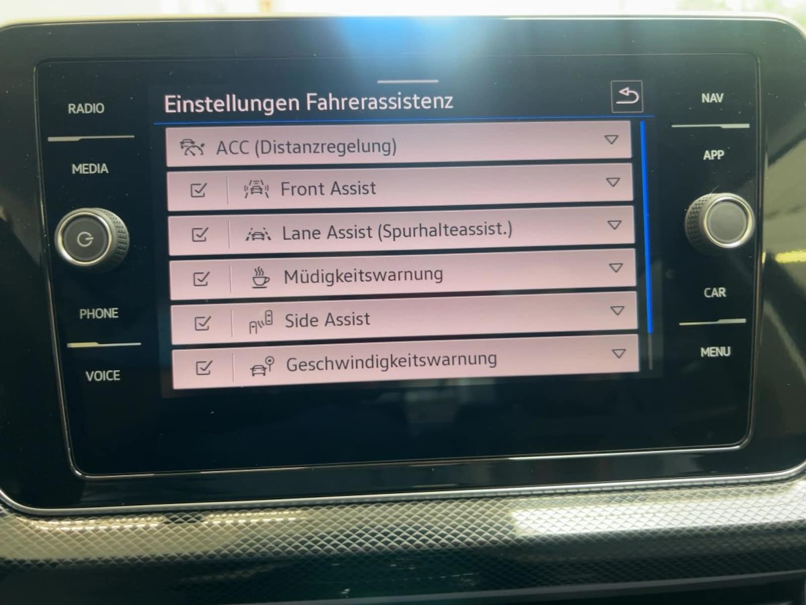Volkswagen T-Cross – Bild 16