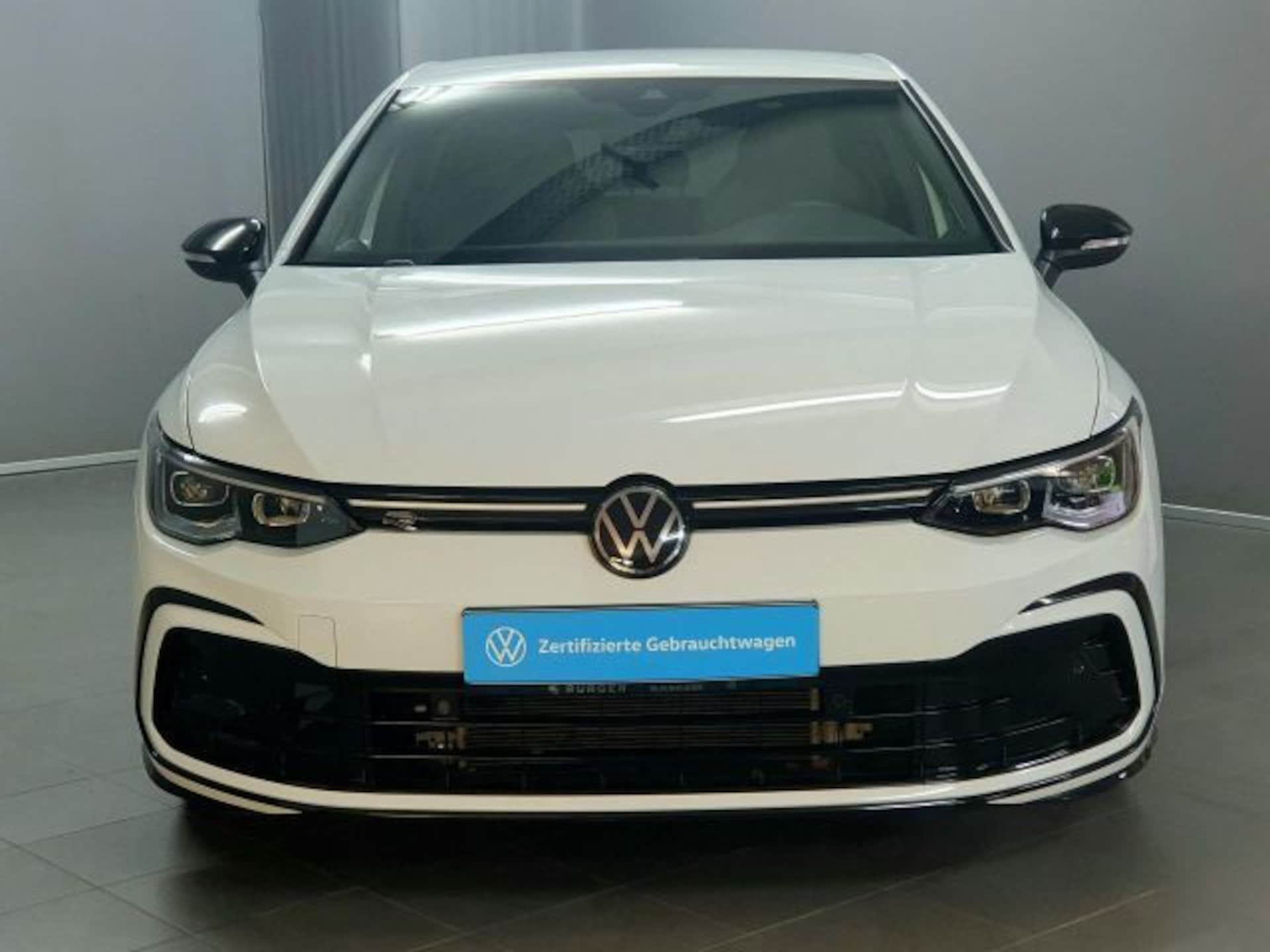 Volkswagen Golf R-Line