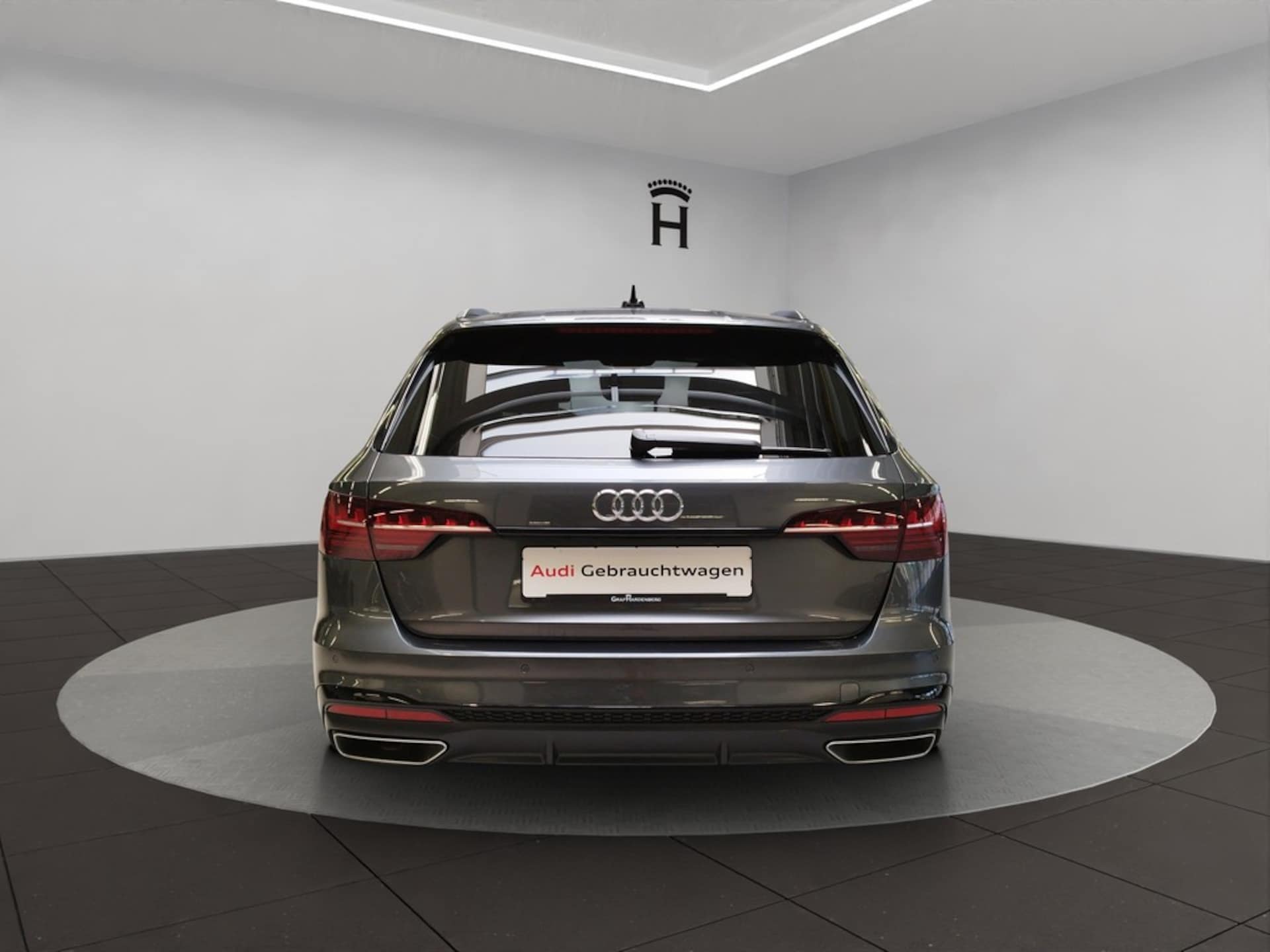 Audi A4 Avant S line