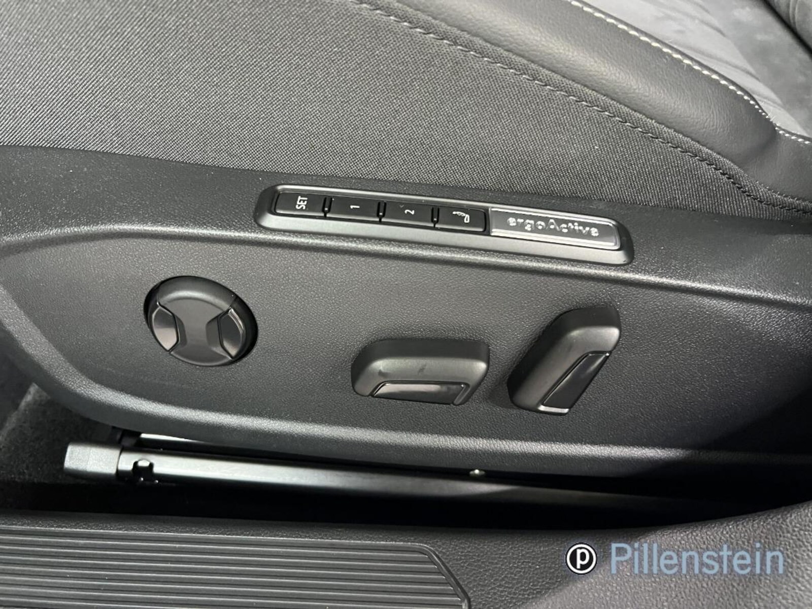 Volkswagen Golf – Bild 9