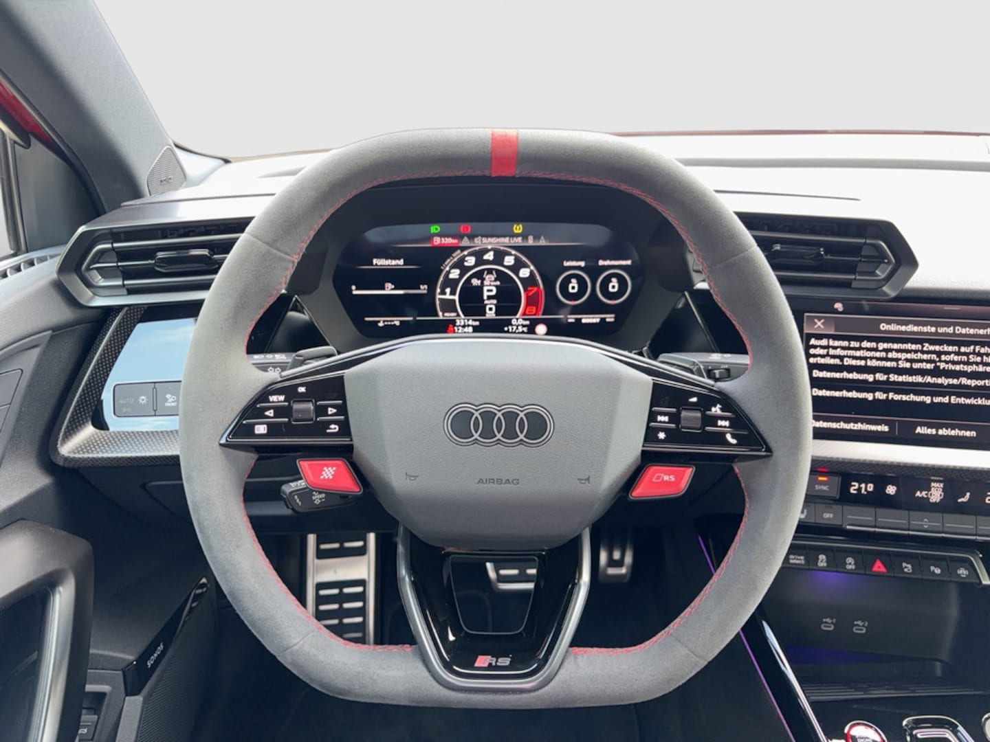 Bild über Audi RS 3 Limousine TFSI quattro 294 kW S tronic - für weitere Informationen kontaktieren Sie den Audi Partner