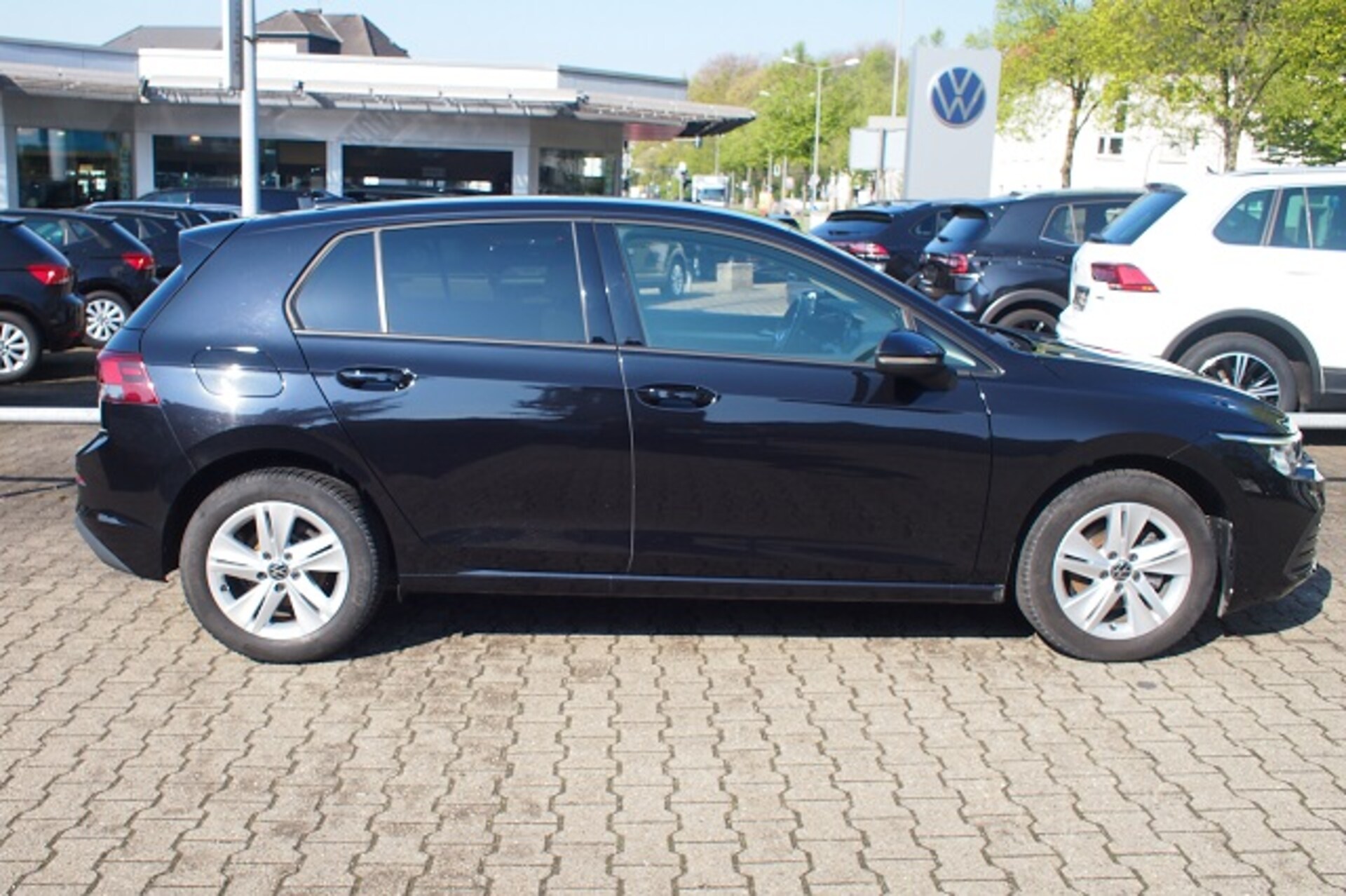 Volkswagen Golf Life