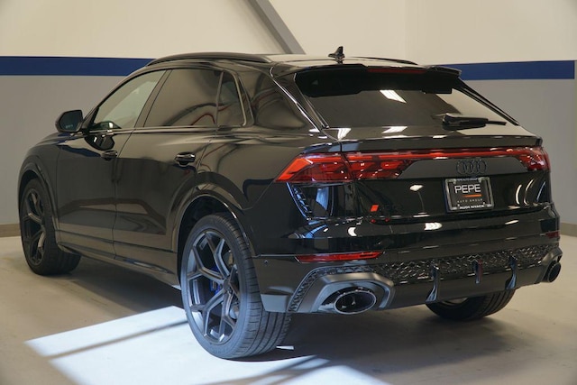 2026 Audi RS Q8 SUV performance