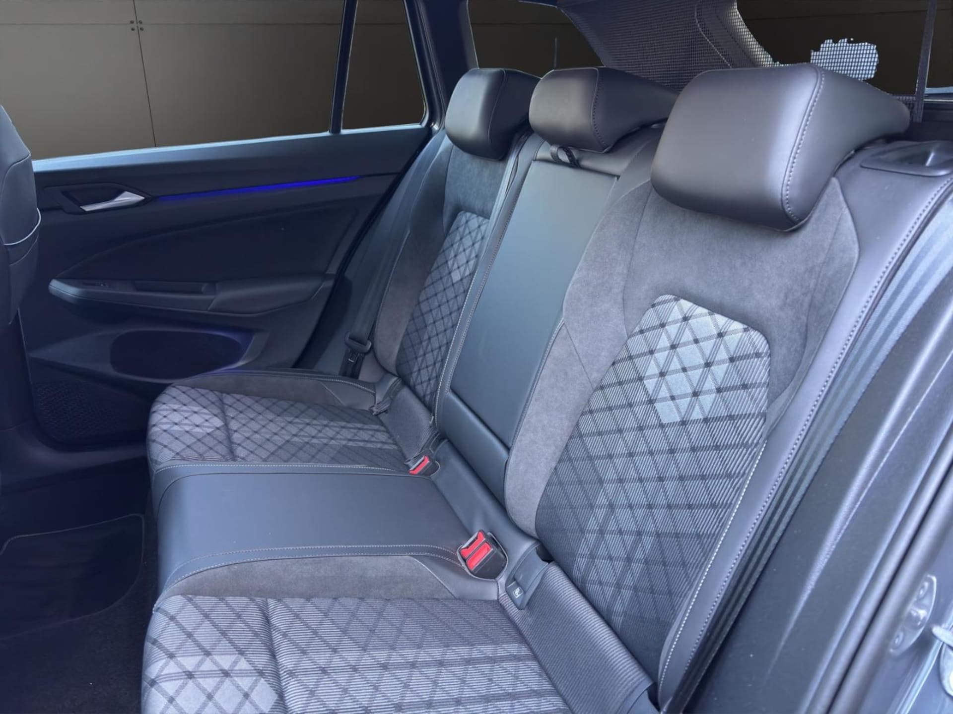 Volkswagen Golf Variant R-Line