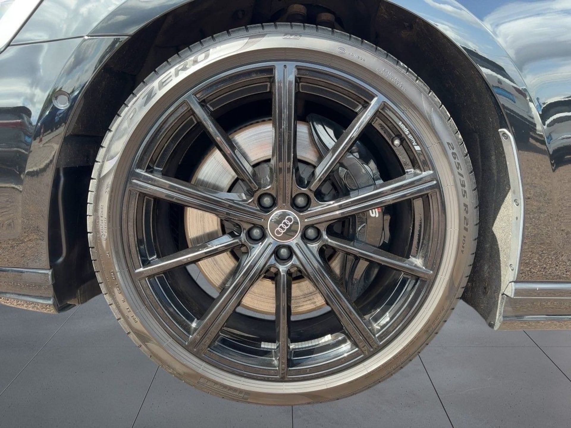 Audi S8