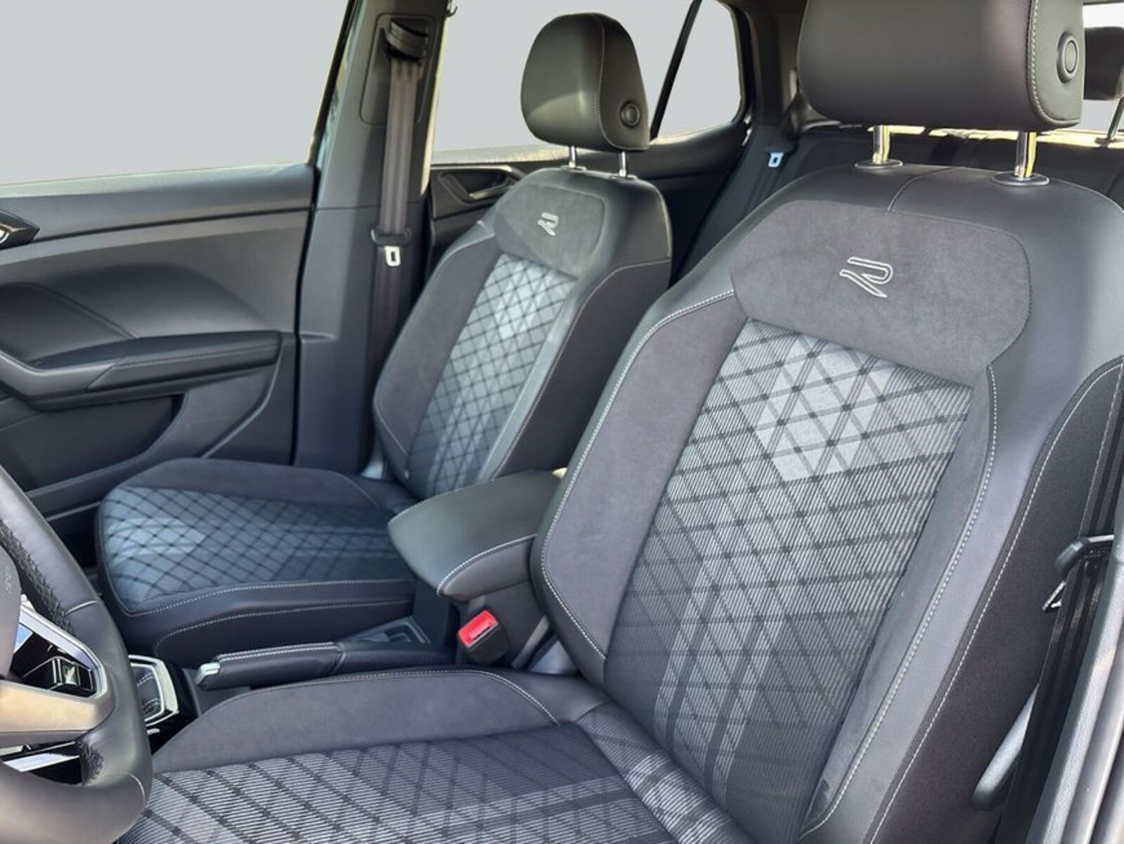 Volkswagen T-Cross – Bild 10
