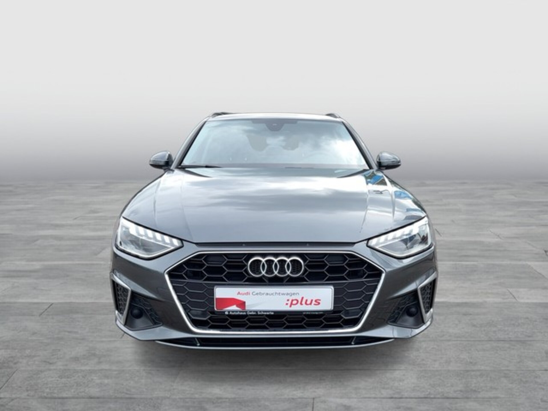 Audi A4 Avant S line