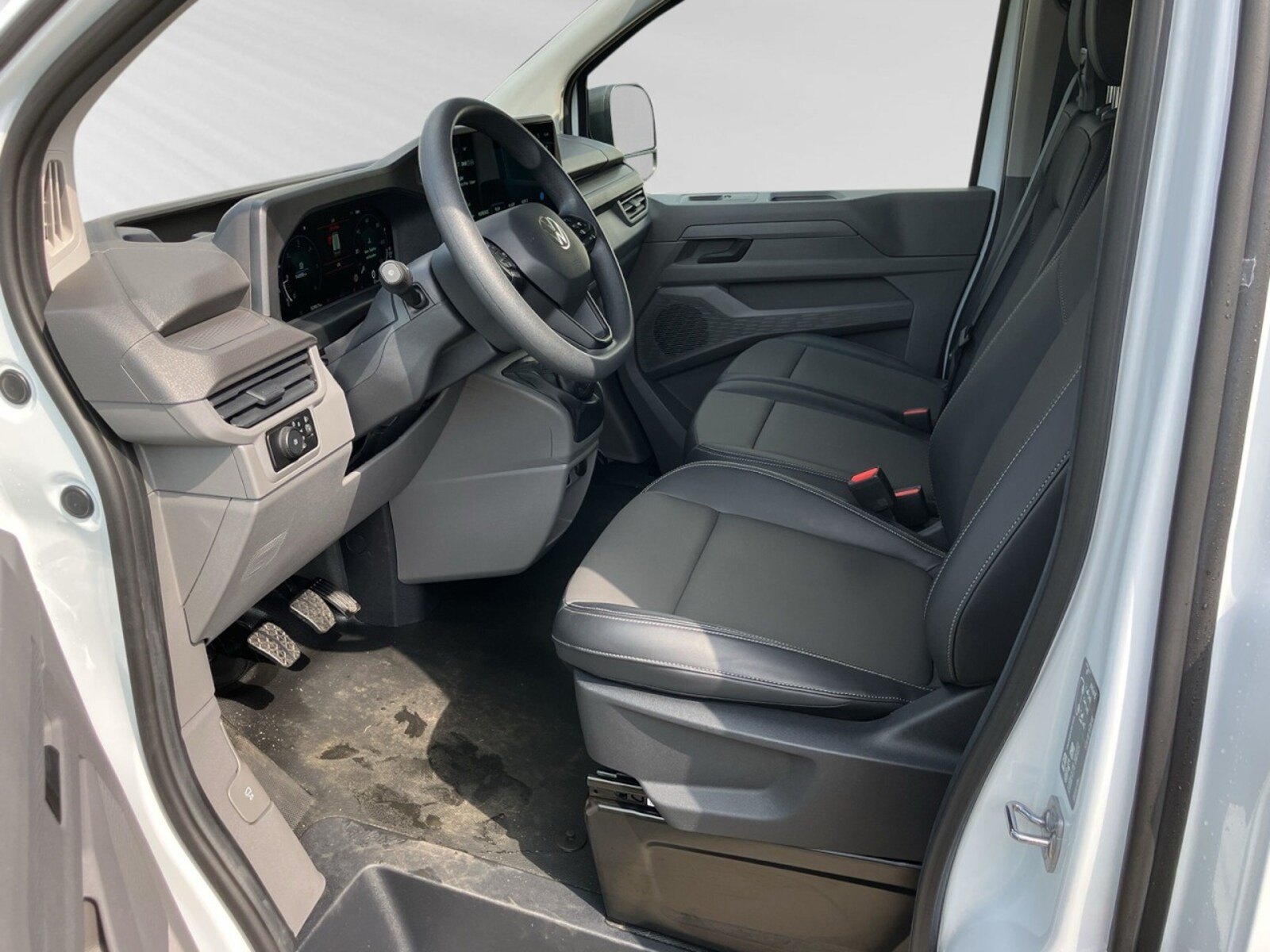 Volkswagen Transporter Kasten kurzer Radstand – Bild 8