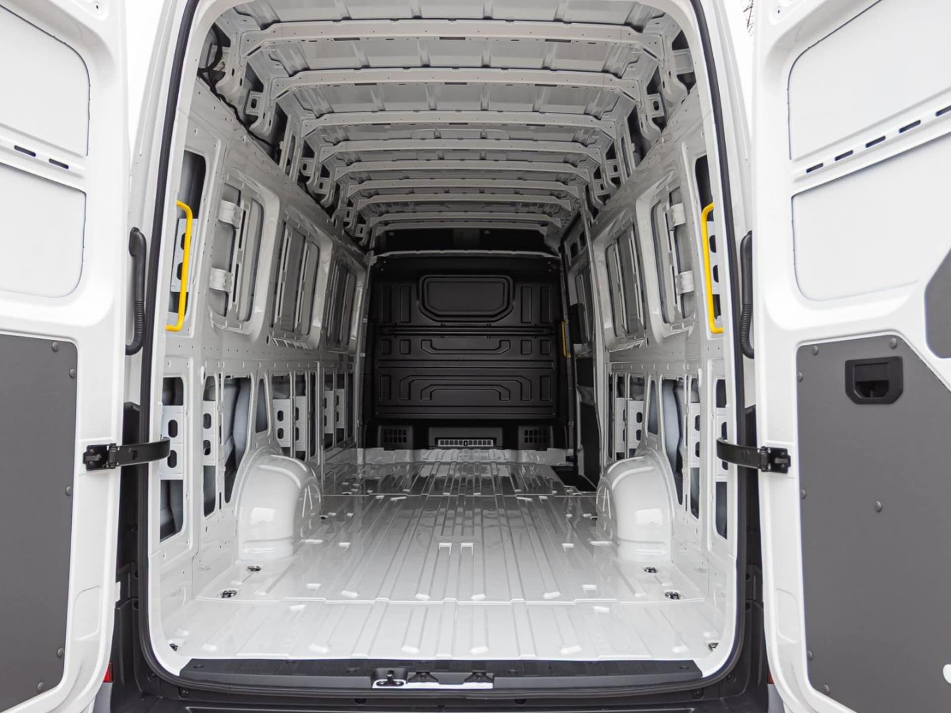 Volkswagen Crafter Kasten langer Radstand