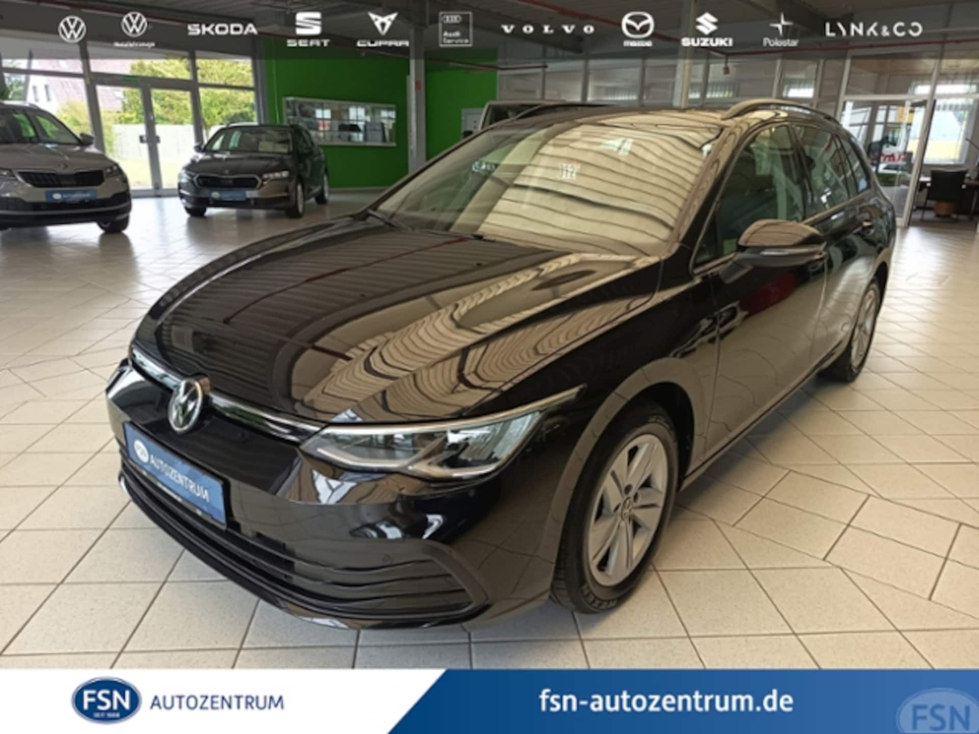 Volkswagen Golf Variant Life
