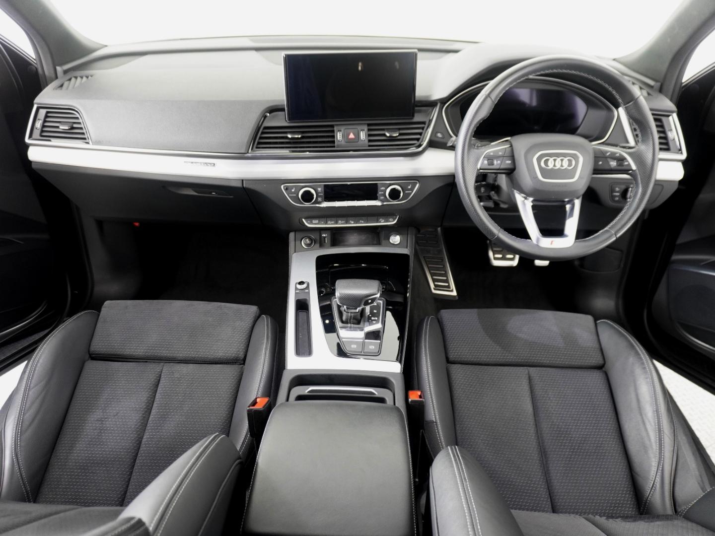 Image about Audi Q5 40 TDI quattro S line 