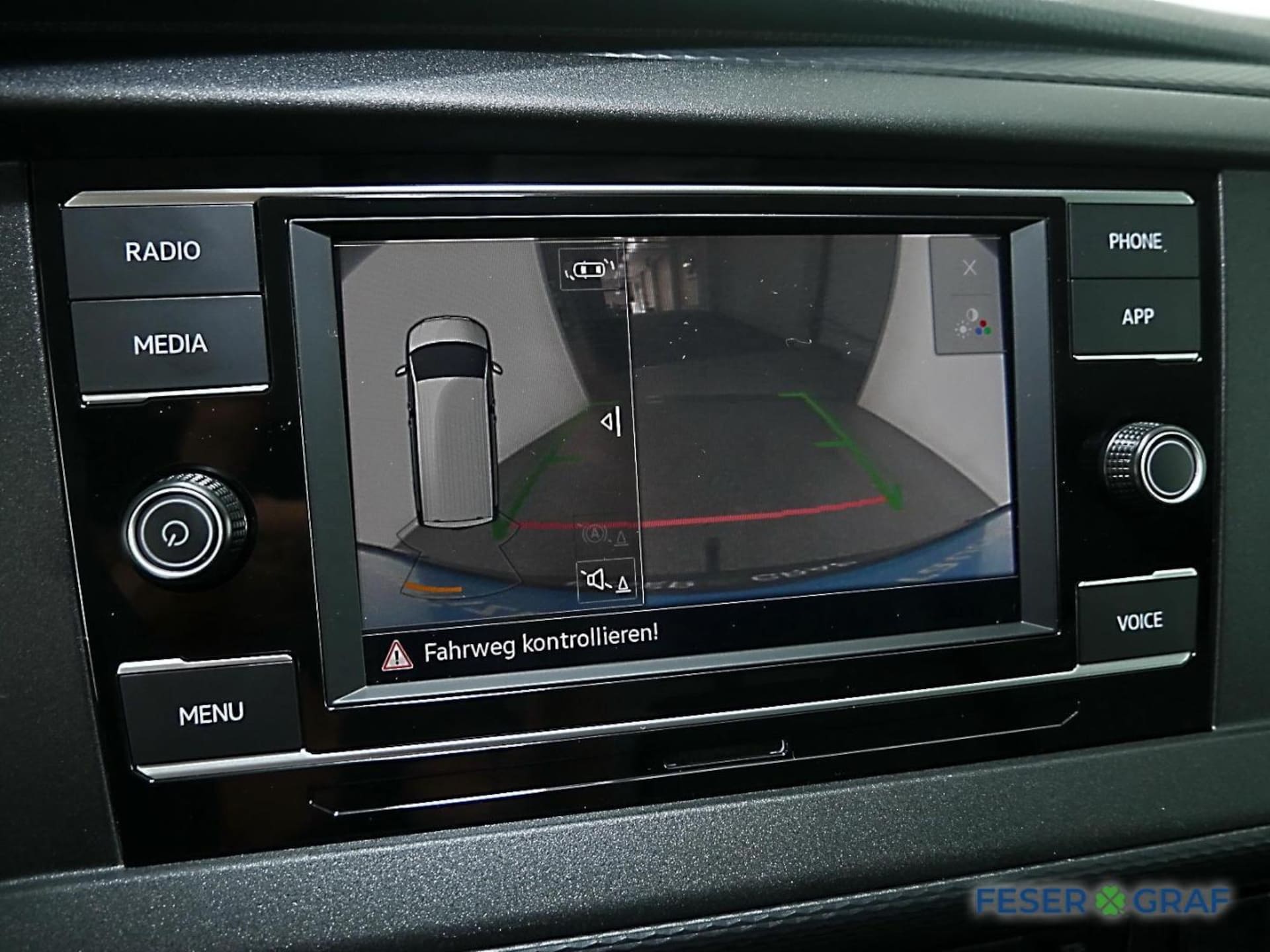 Volkswagen T6.1 Transporter Kasten langer Radstand
