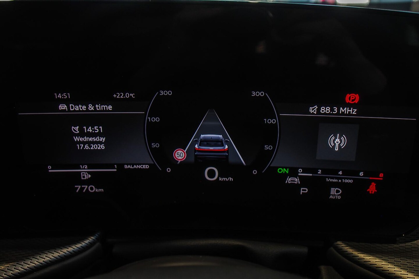 Image about Audi Q5 SUV TFSI quattro 200 kW sport