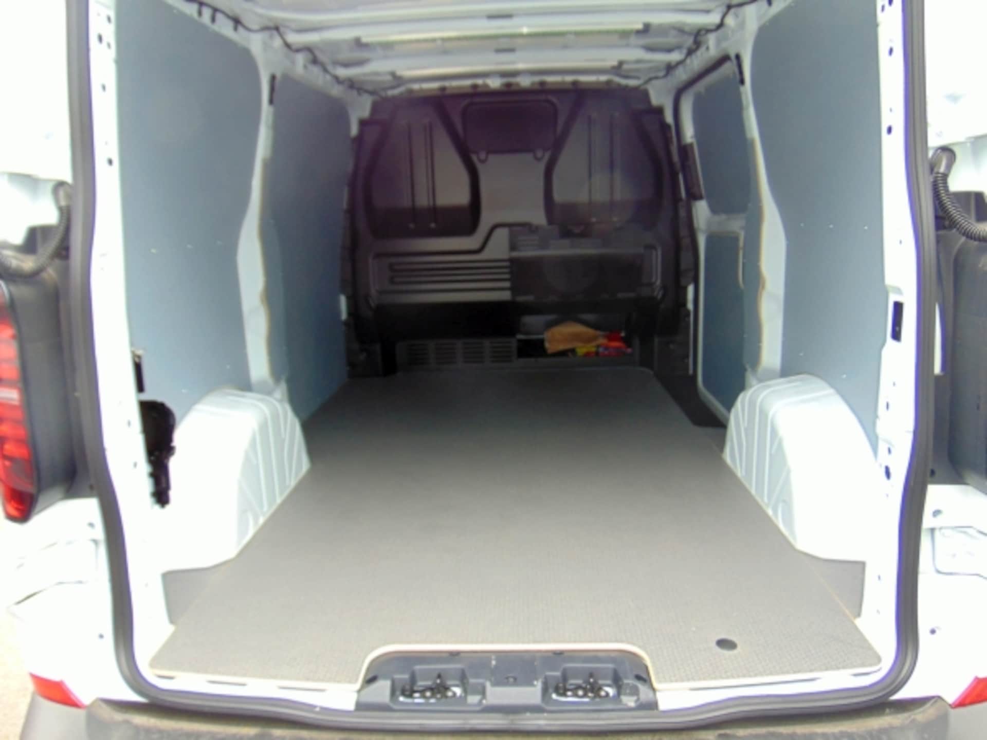Volkswagen Transporter Kasten kurzer Radstand