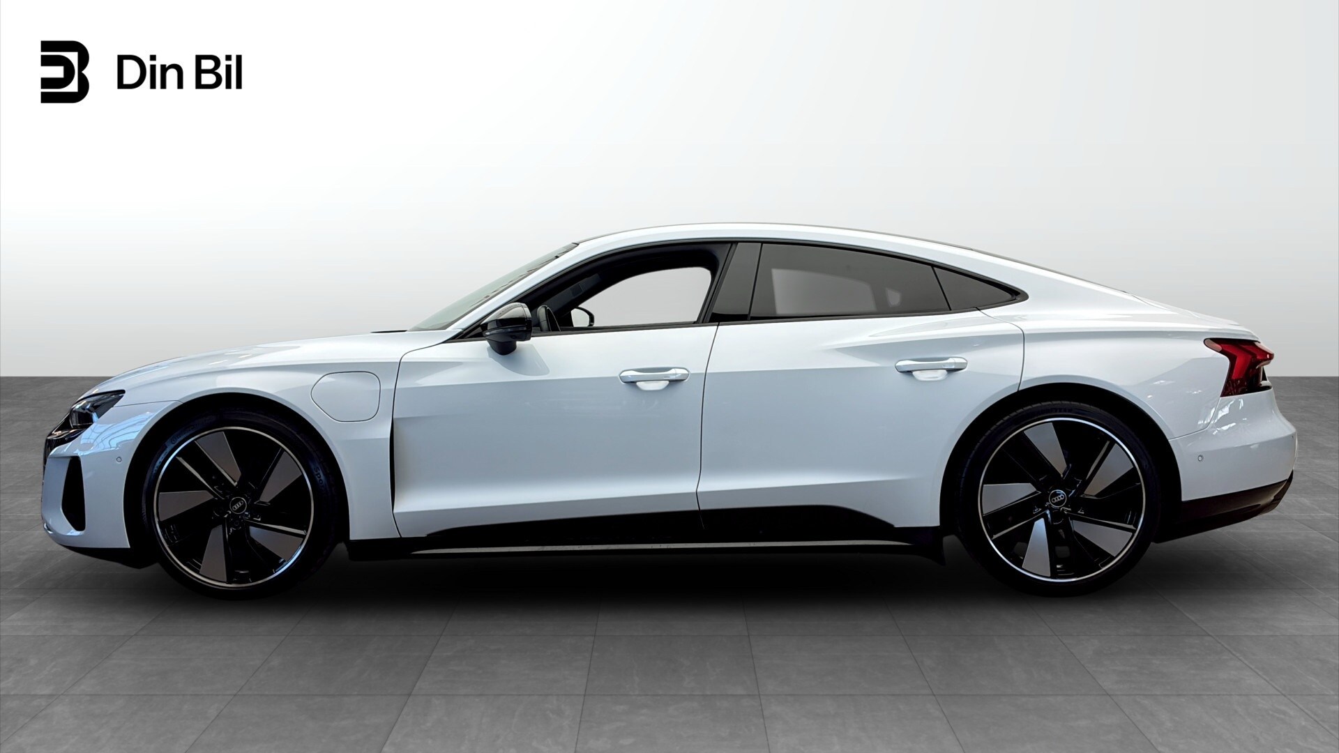 Bild som visar&nbsp;Audi e-tron GT&nbsp;e-tron GT quattro 350,00 kW - för mer information kontakta din Audi Partner