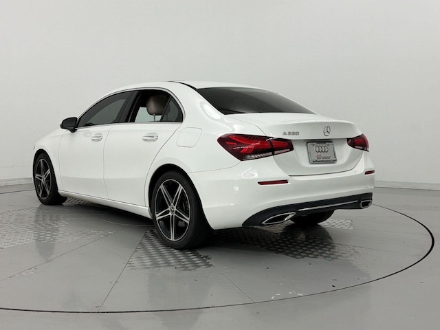 2022 Mercedes-Benz A 220