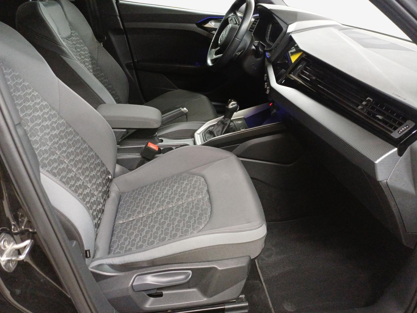 Image de Audi A1 Sportback S line 35 TFSI 110 kW (150 ch) S tronic - for more details contact your dealer