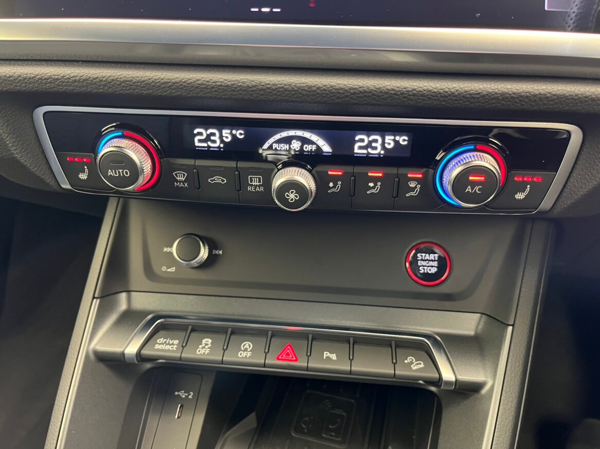 Image about Audi RS Q3 RS Q3 294(400) kW(PS) S tronic