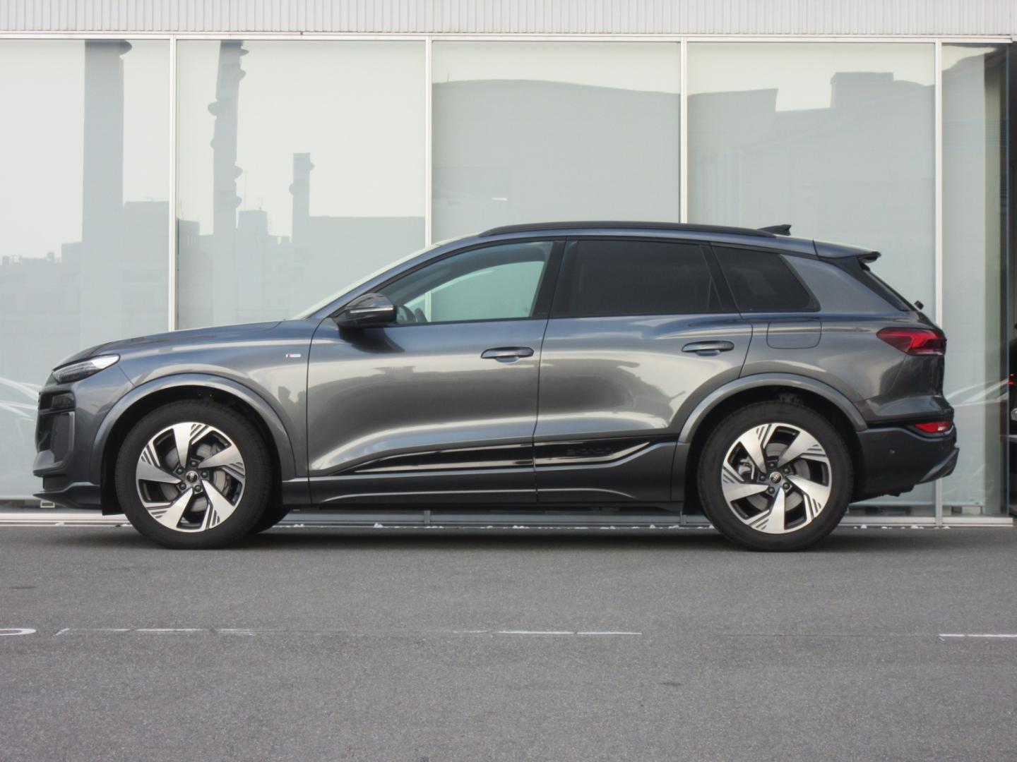 Audi Q6 SUV e-tron quattro advanced for more details contact your dealer