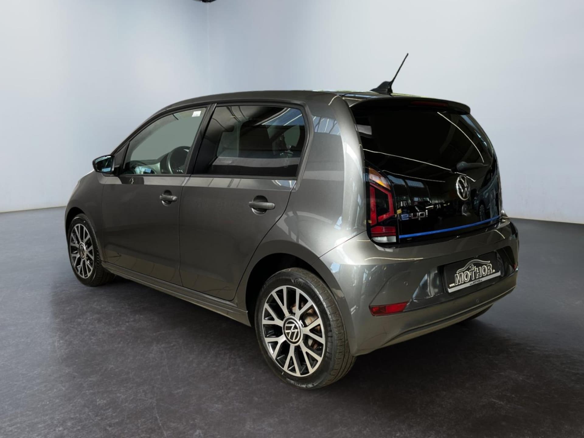 Volkswagen e-up! Style "Plus"