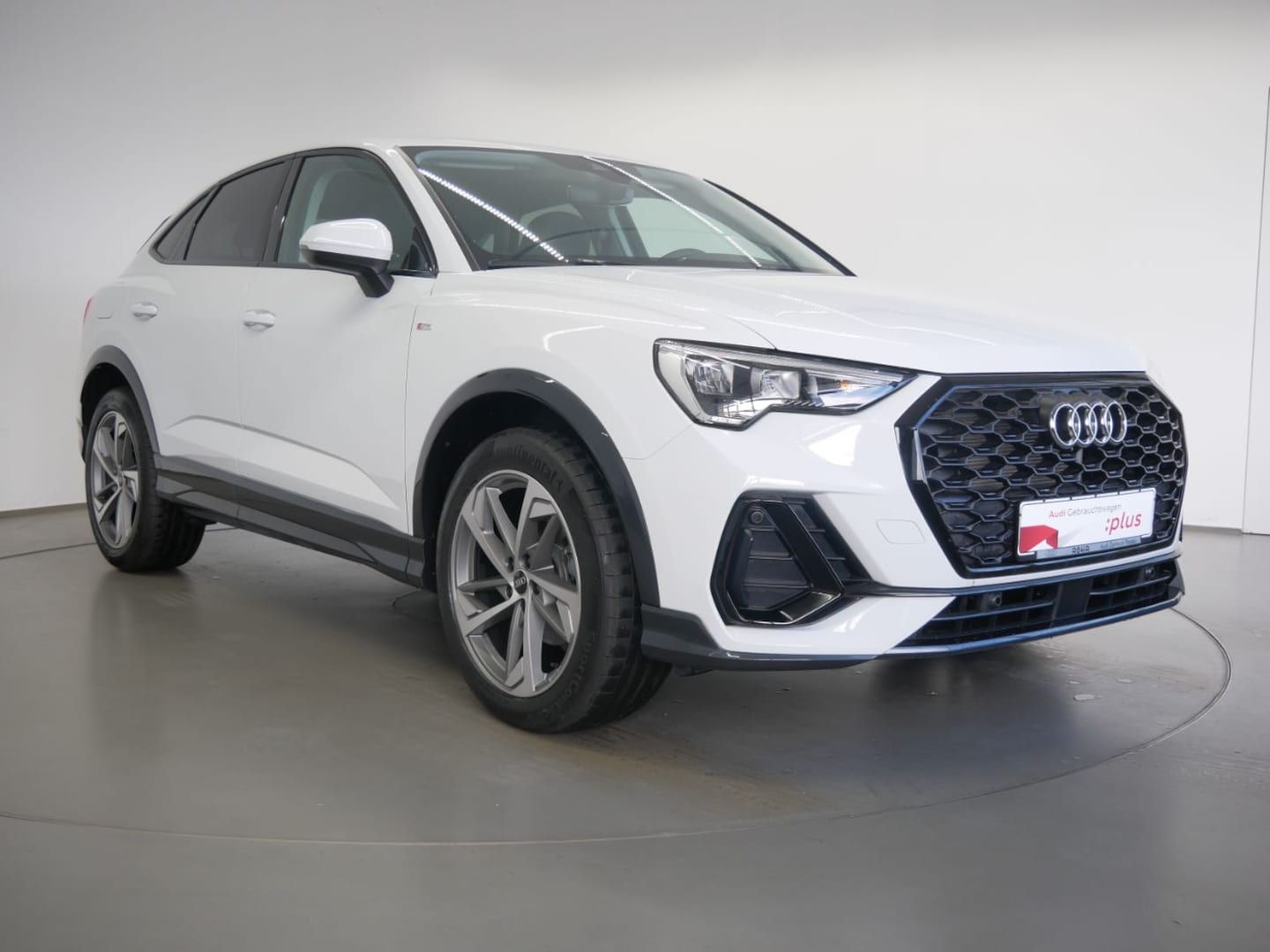 Bild über Audi Q3 Sportback TFSI 110 kW S tronic - für weitere Informationen kontaktieren Sie den Audi Partner
