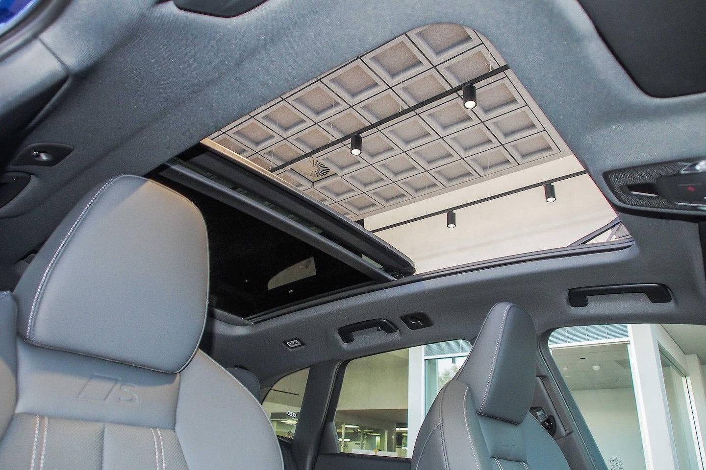 Image about Audi Q5 SUV TFSI quattro 200 kW sport