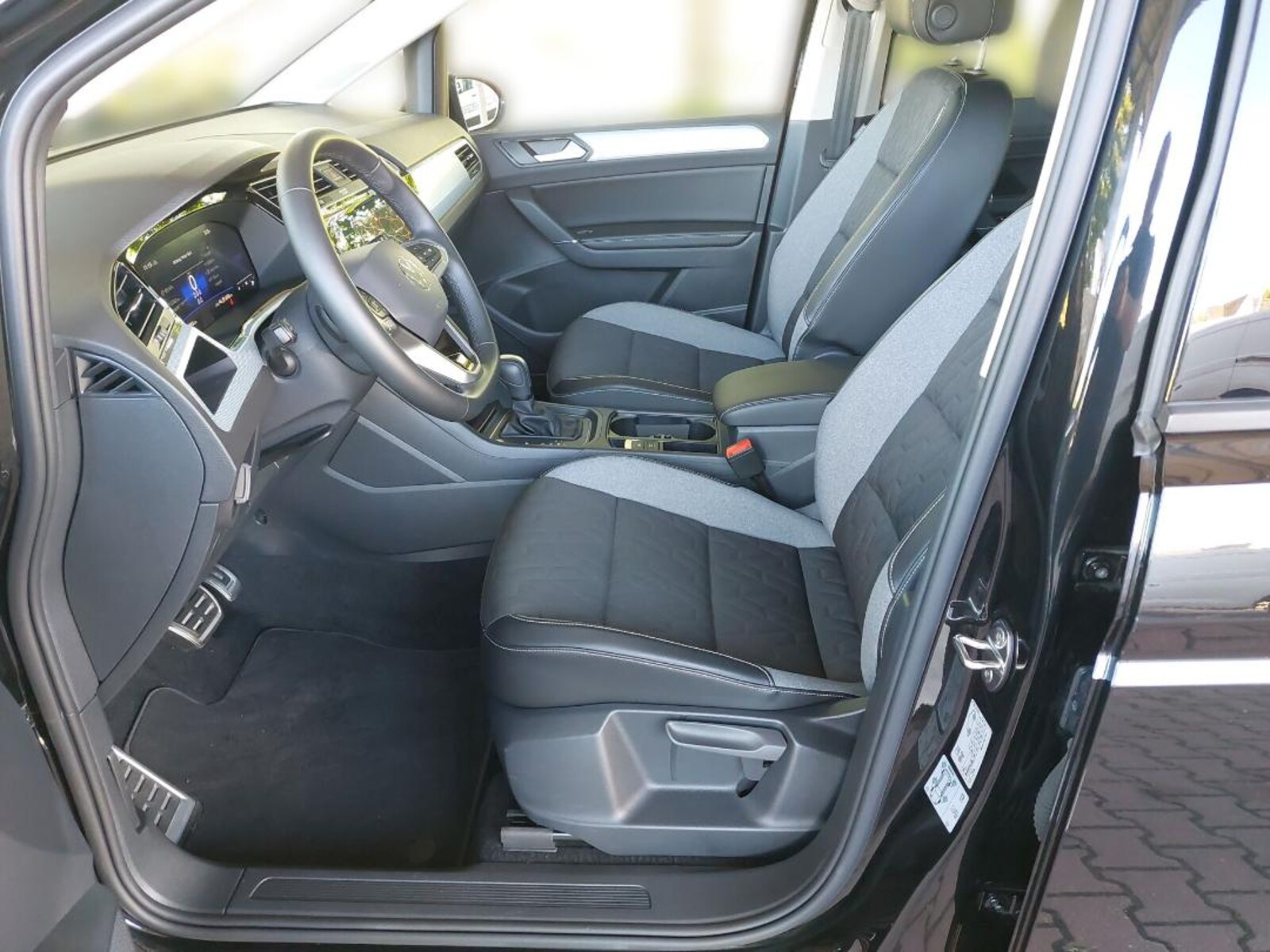 Volkswagen Touran – Bild 9