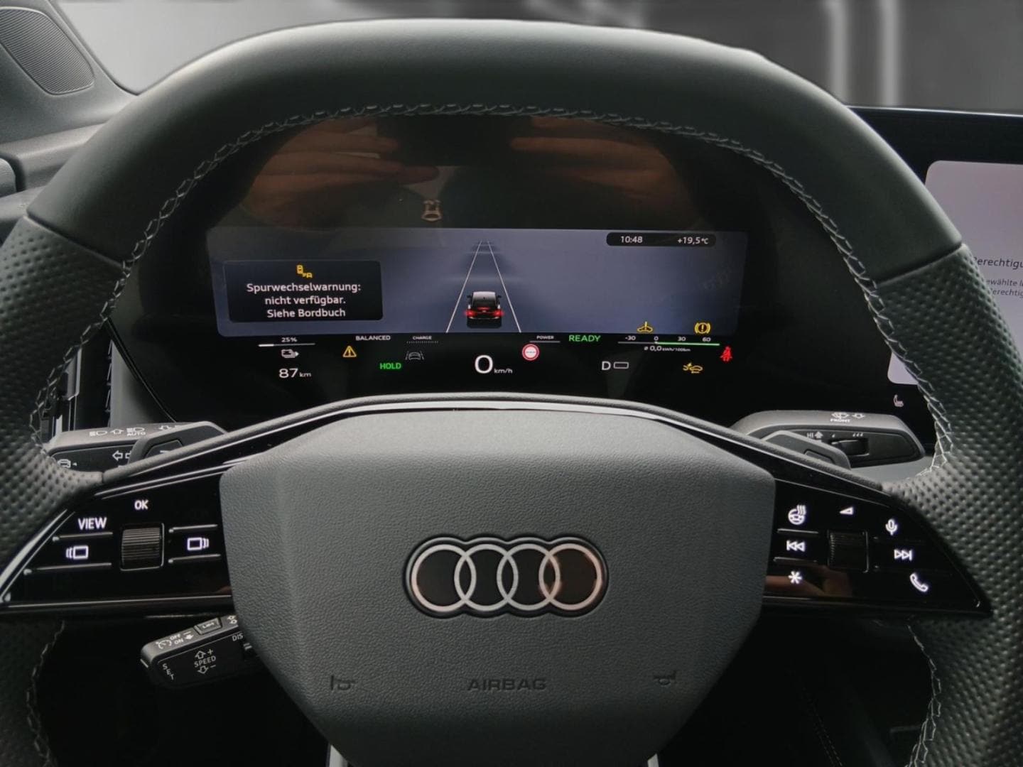 Bild über Audi Q4 Sportback e-tron e-tron 150 kW - für weitere Informationen kontaktieren Sie den Audi Partner