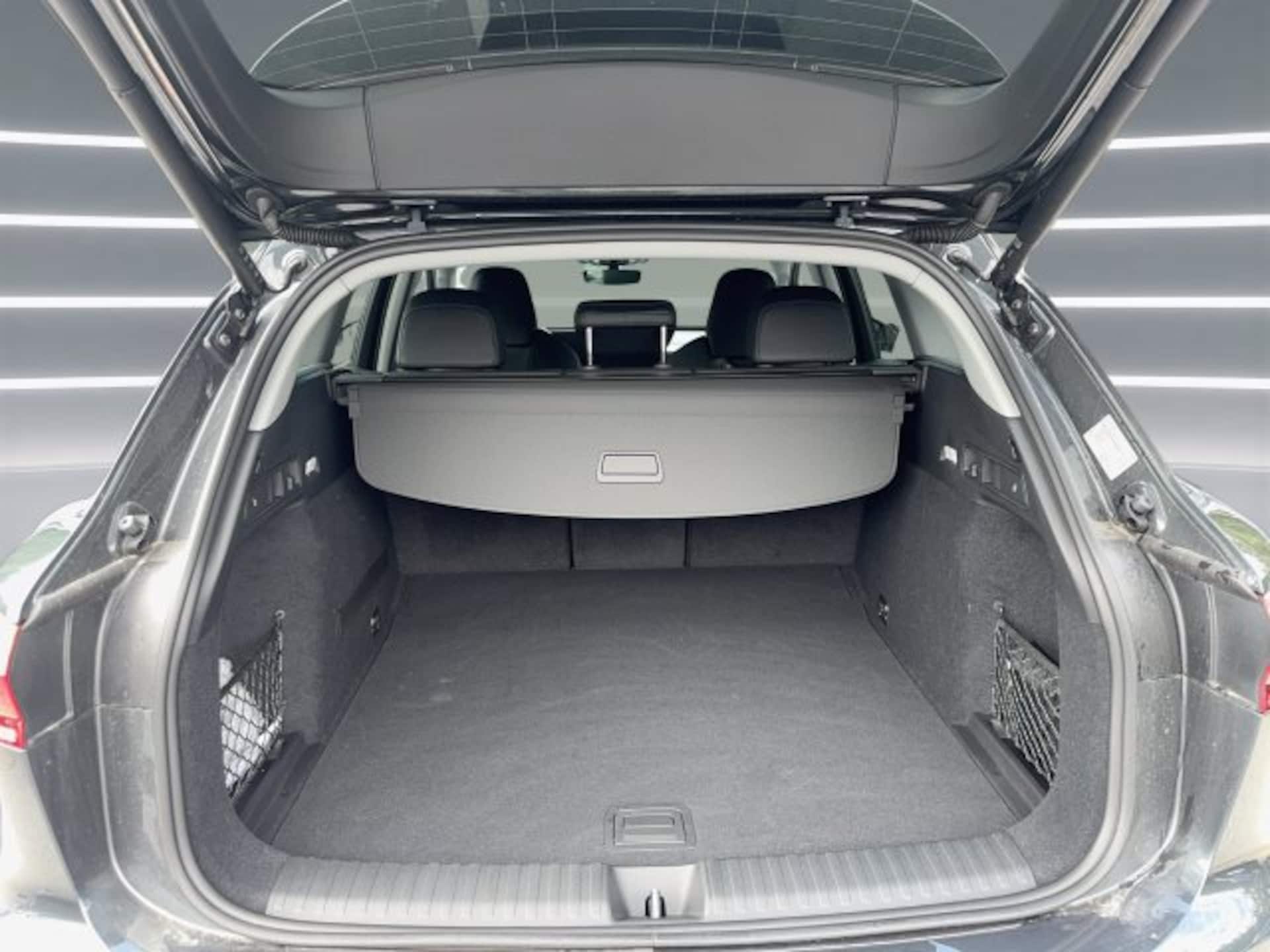 Audi Q6 SUV e-tron