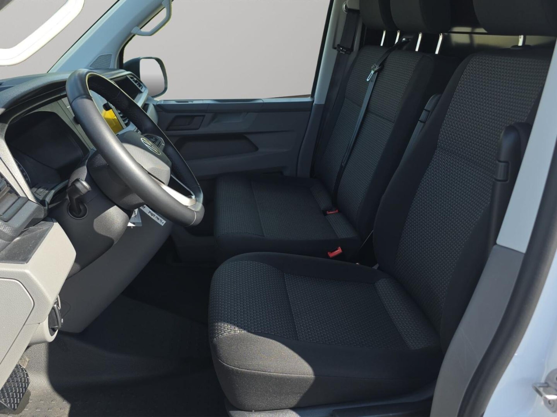 Volkswagen T6.1 Transporter Kasten langer Radstand