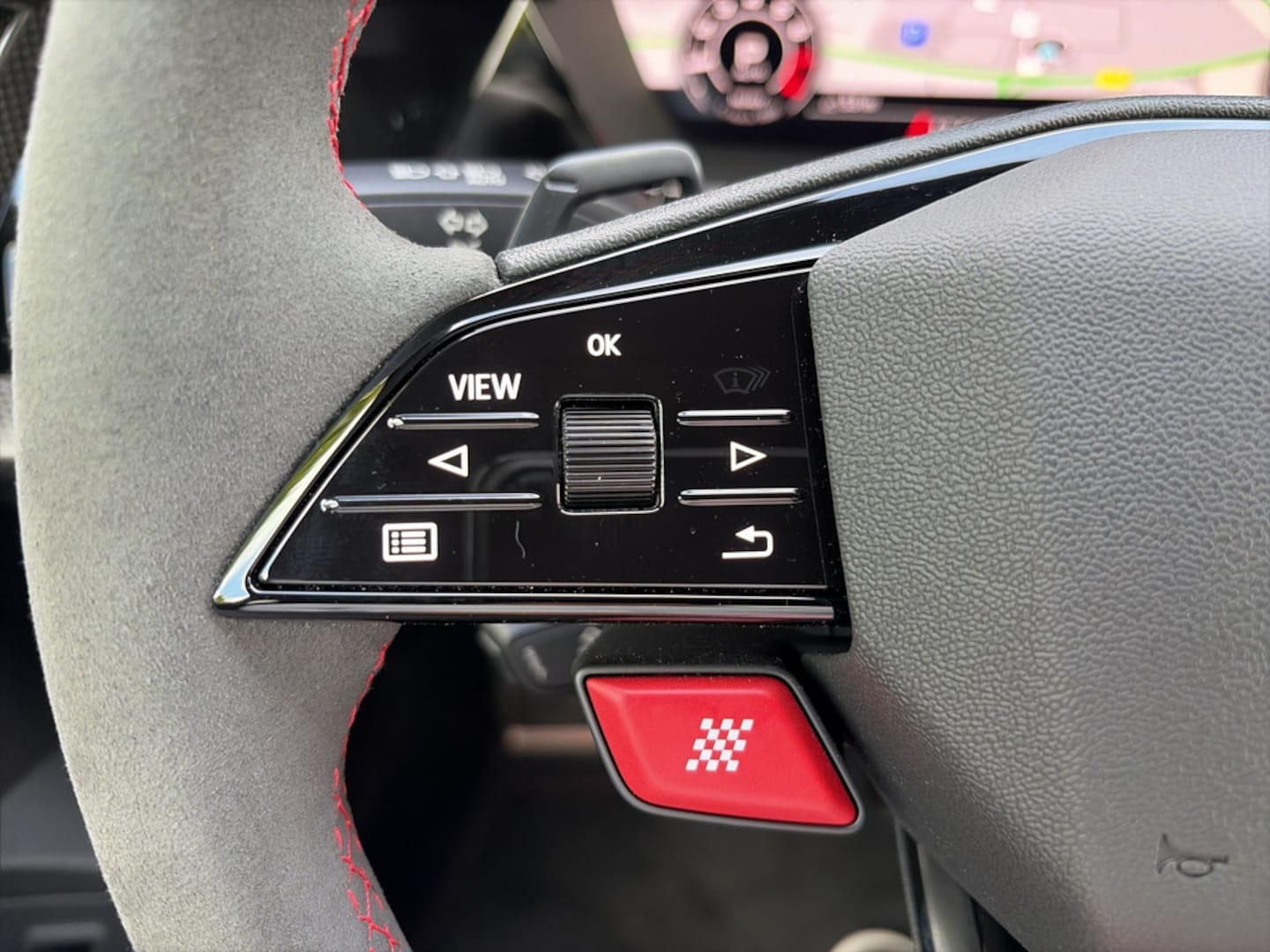 Bild über Audi RS 3 Limousine TFSI quattro 294 kW S tronic - für weitere Informationen kontaktieren Sie den Audi Partner